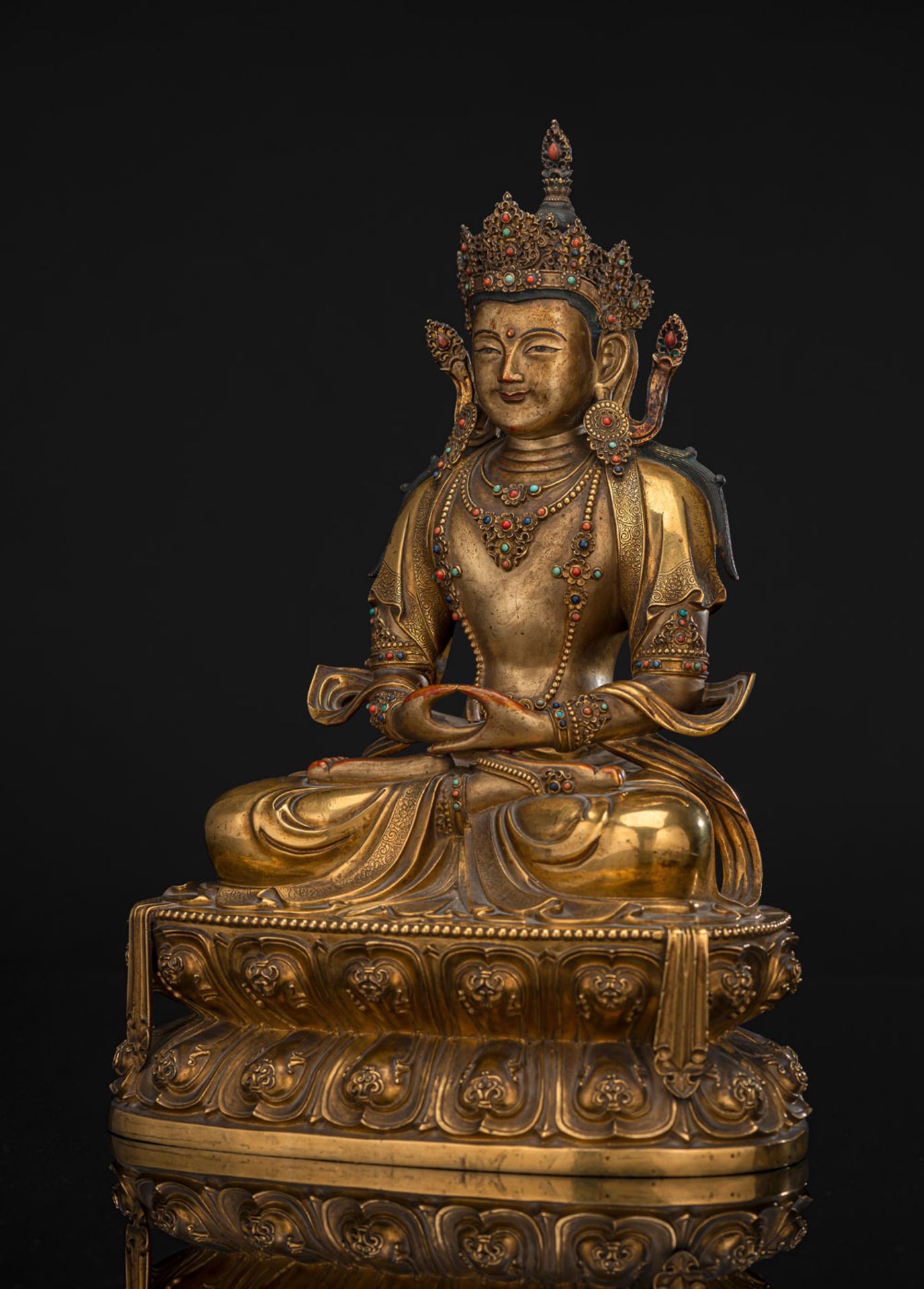 A VERY FINE GILT-BRONZE FIGURE OF AMITAYUS - Image 10 of 19