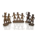 Fünf Bronzen mit Darstellungen von Musikanten