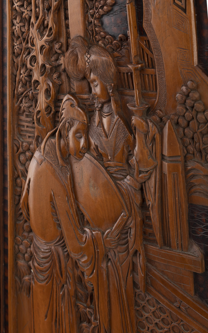 A RELIEF CARVED FIGURAL SCENES FOUR-PART SCREEN - Image 4 of 5