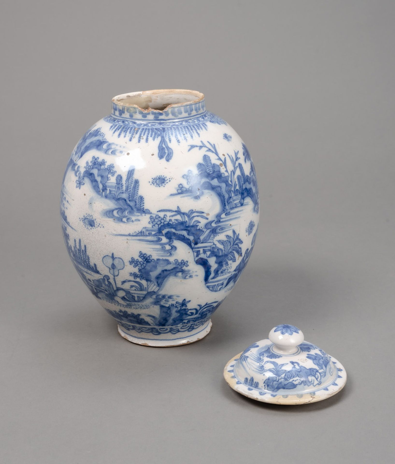 A BLUE AND WHITE LANDSCAPE VASE AND COVER - Image 2 of 4