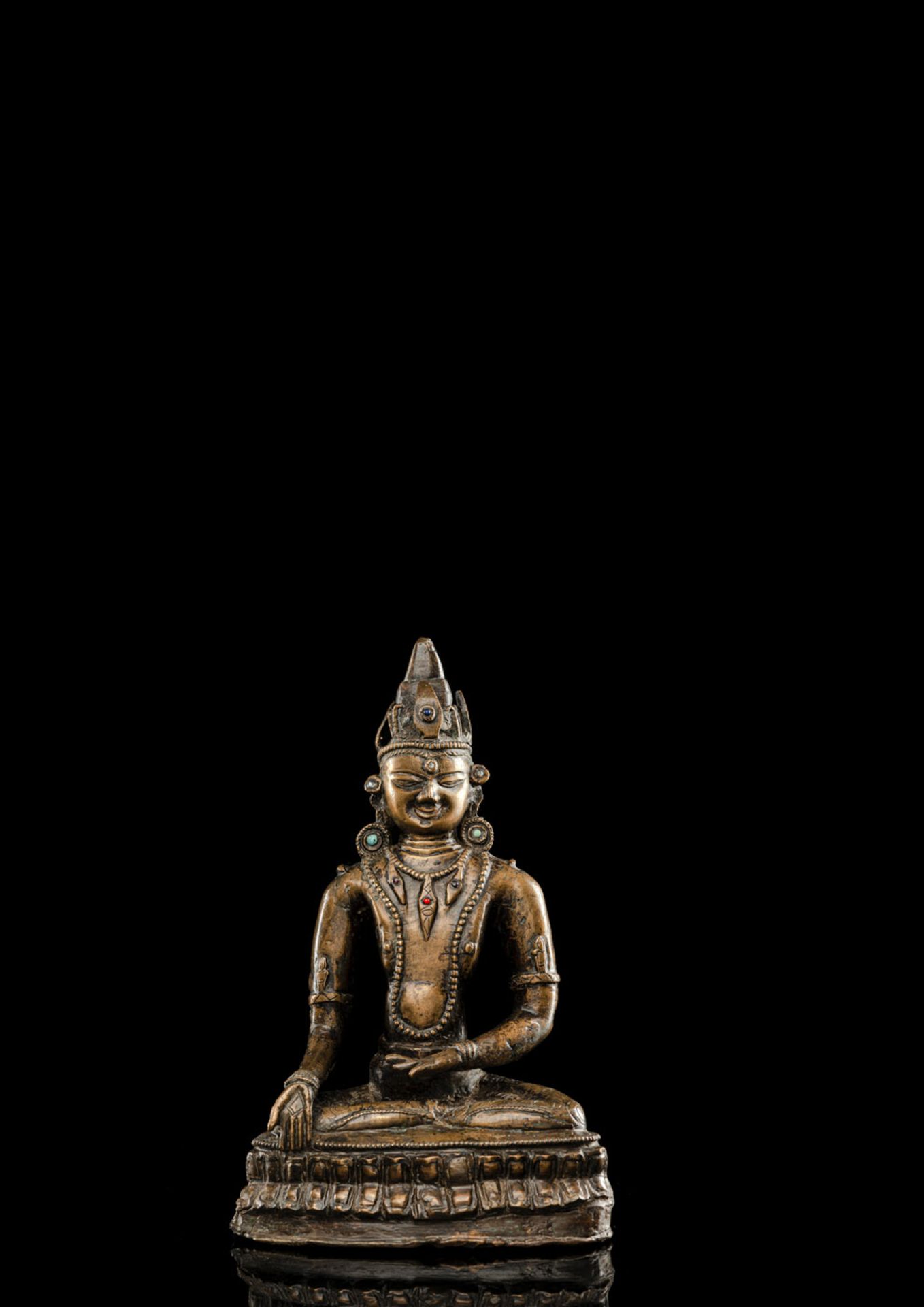 A BRONZE FIGURE OF A BODHISATTVA