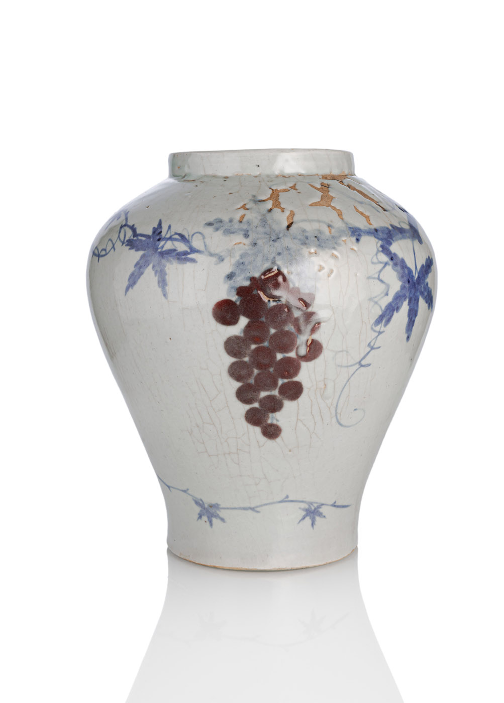 A RARE BLUE AND WHITE AND COPPER-RED DECORATED GRAPE AND WINE JAR - Image 2 of 2