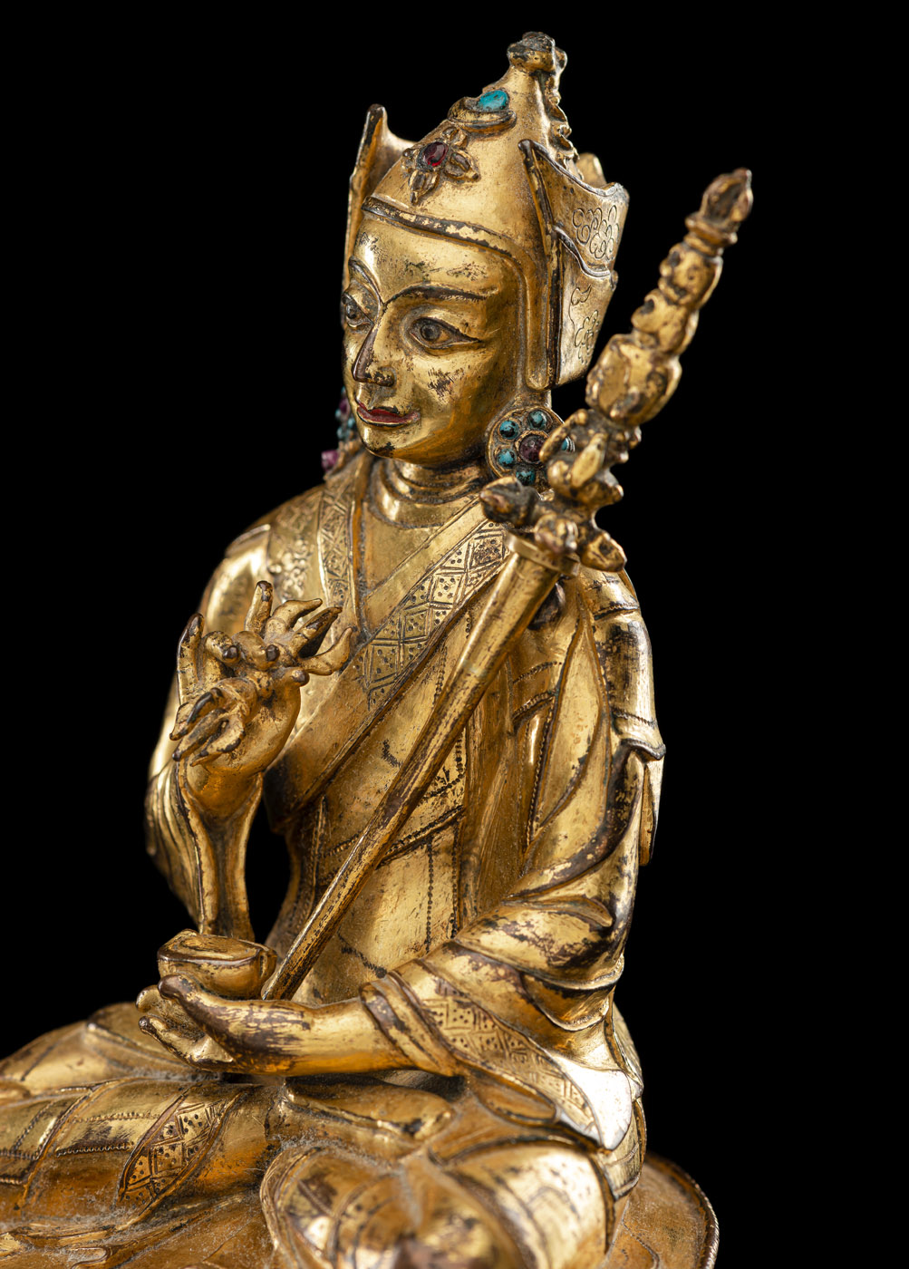 A VERY FINE GILT-BRONZE FIGURE OF PADMASAMBHAVA - Image 4 of 4