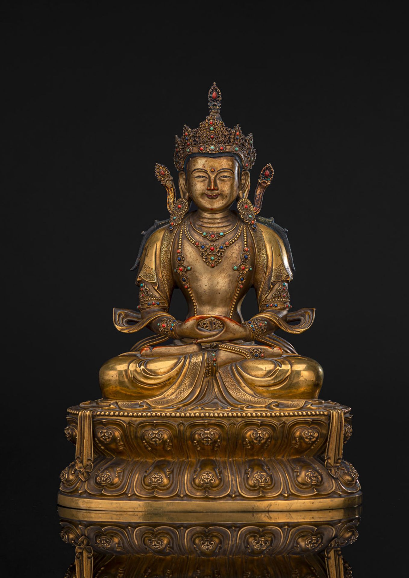 A VERY FINE GILT-BRONZE FIGURE OF AMITAYUS - Image 8 of 19