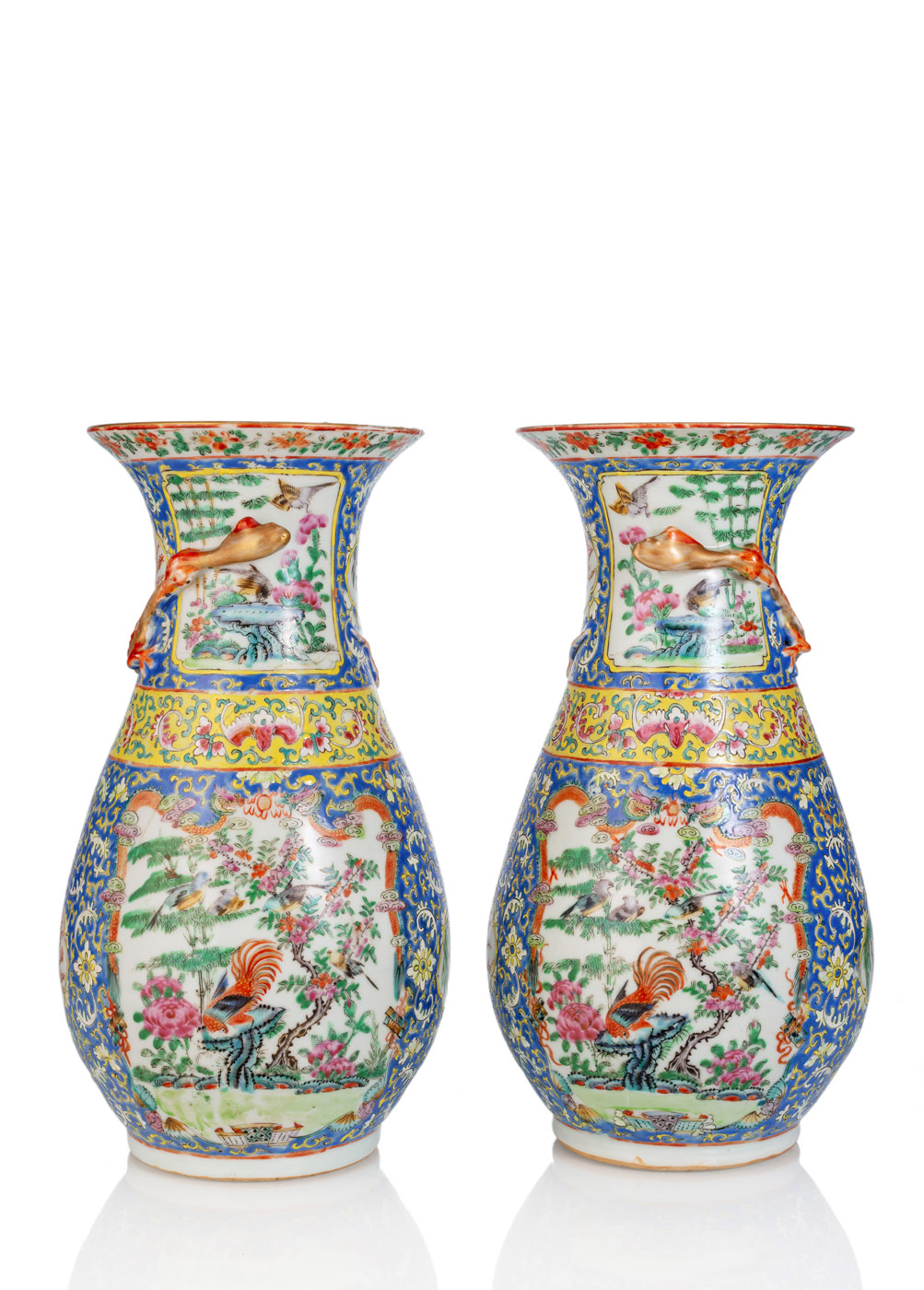 A PAIR OF 'FAMILLE ROSE' PORCELAIN VASES WITH CHILONG