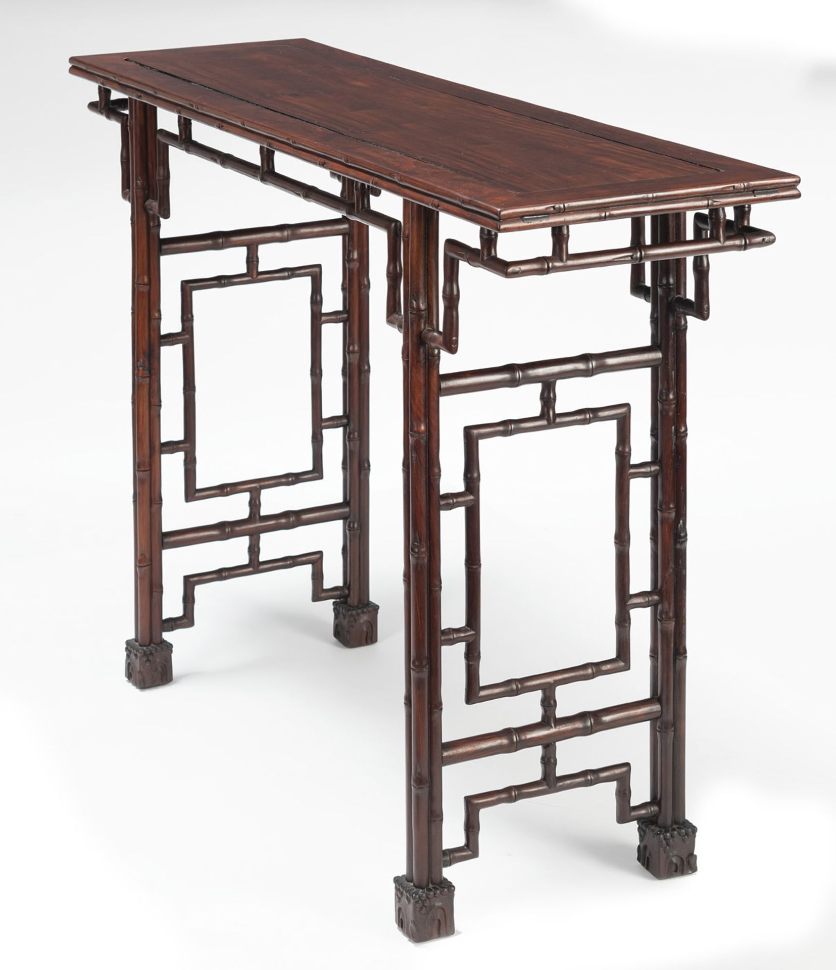 AN ALTAR TABLE WITH BAMBOO DECORATION - Image 3 of 4