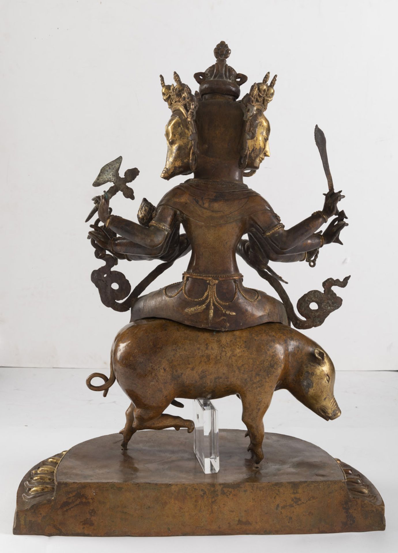 A LARGE BRONZE FIGURE OF A BUDDHIST DEITY SEATED ON A PIG - Image 4 of 4