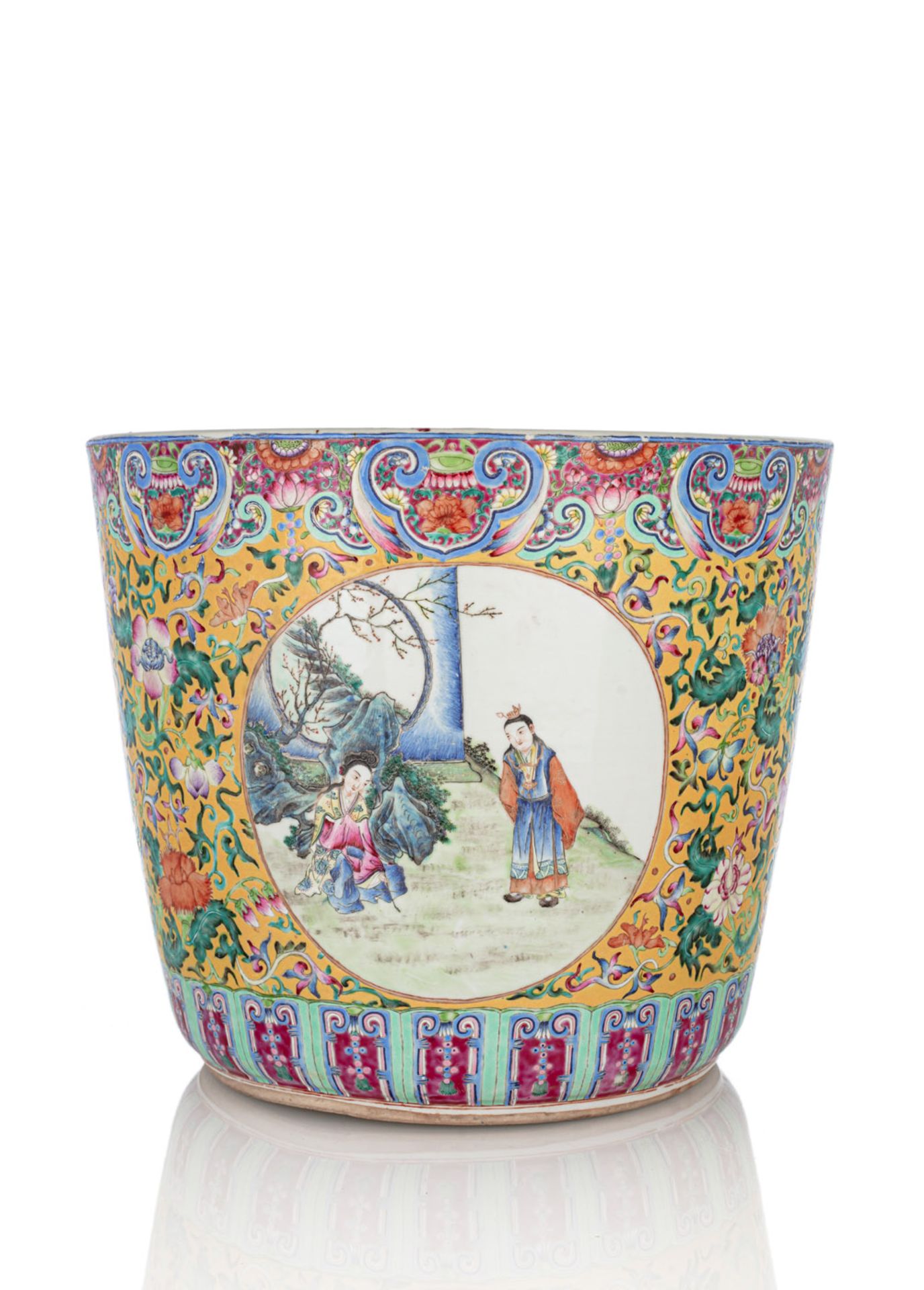 A YELLOW-GROUND 'FAMILLE ROSE' PORCELAIN JARDINIÈRE WITH LITERARY SCENES IN FAN-SHAPED RESERVES