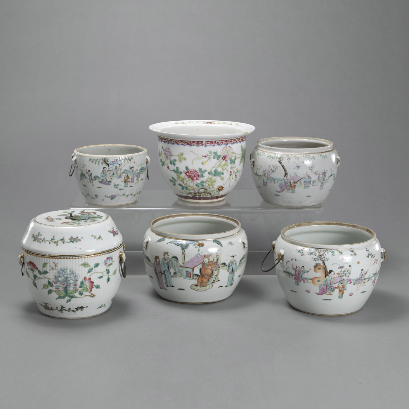 SIX 'FAMILLE ROSE' PORCELAIN JARS (ONE WITH COVER) WITH FIGURAL AND FLORAL DECORATION