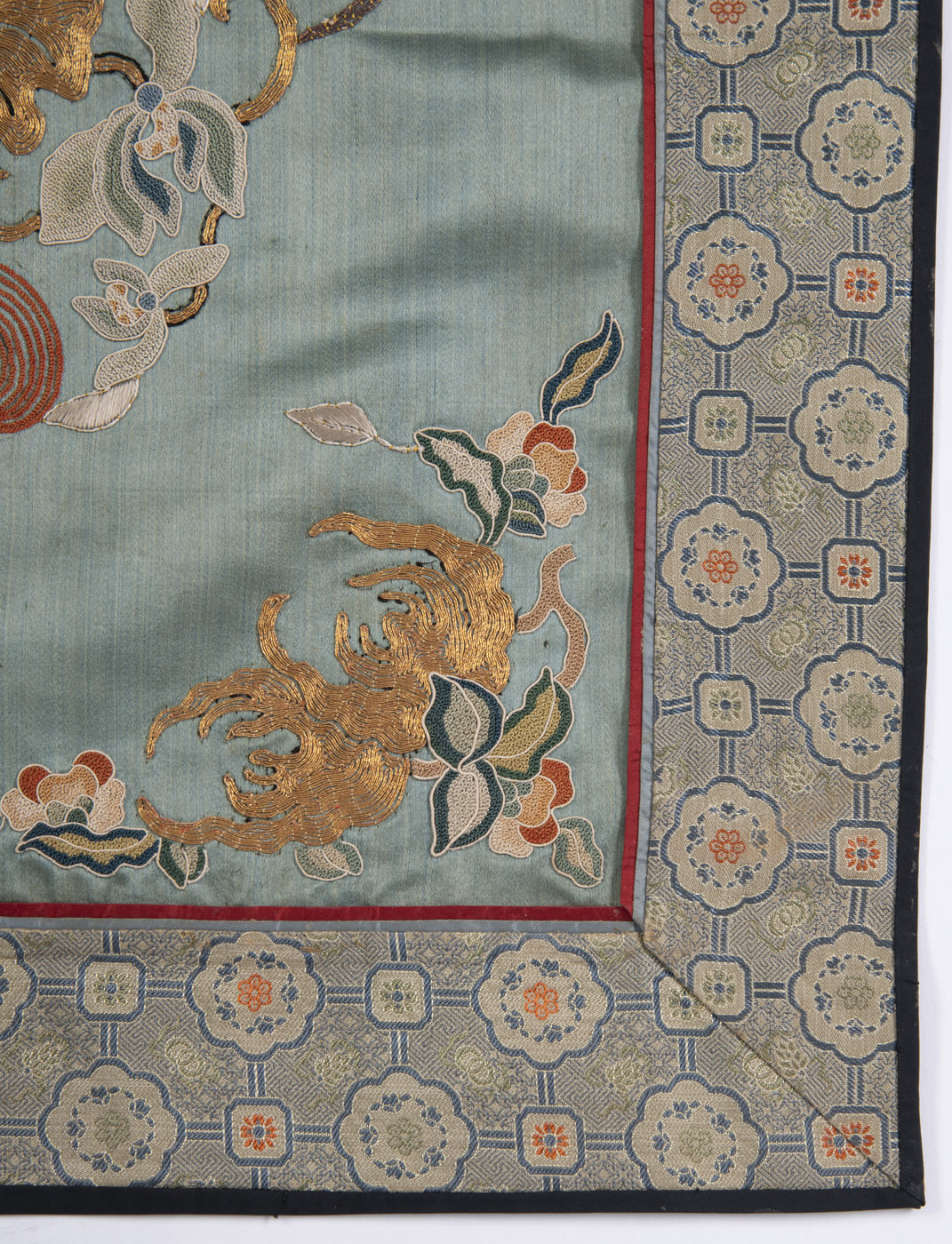 A FINE EMBROIDERY WITH A FLOWER BASKET - Image 3 of 4