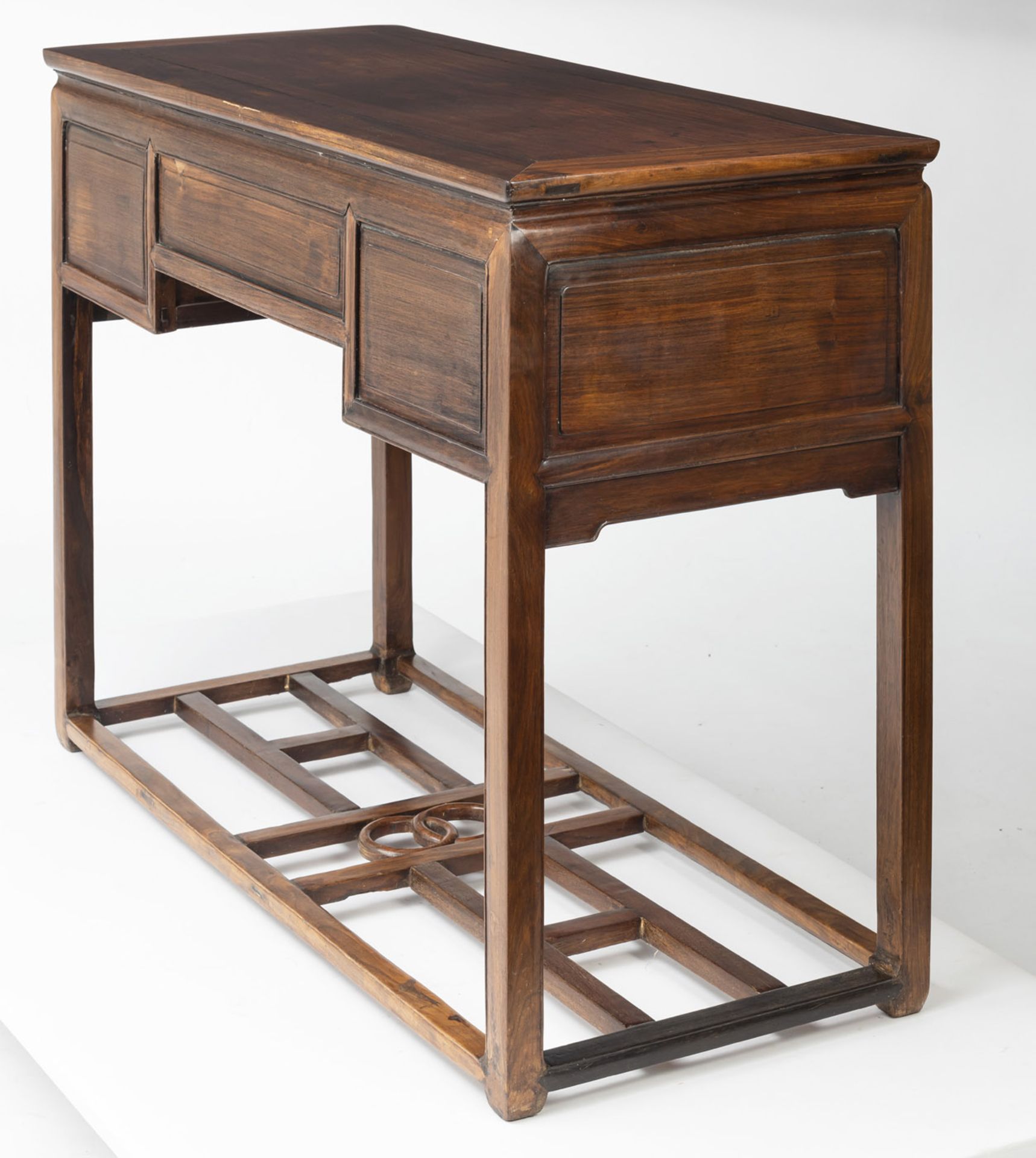 ERRATUM: A THREE-DRAWER DESK WITH FOOTREST - Image 6 of 6