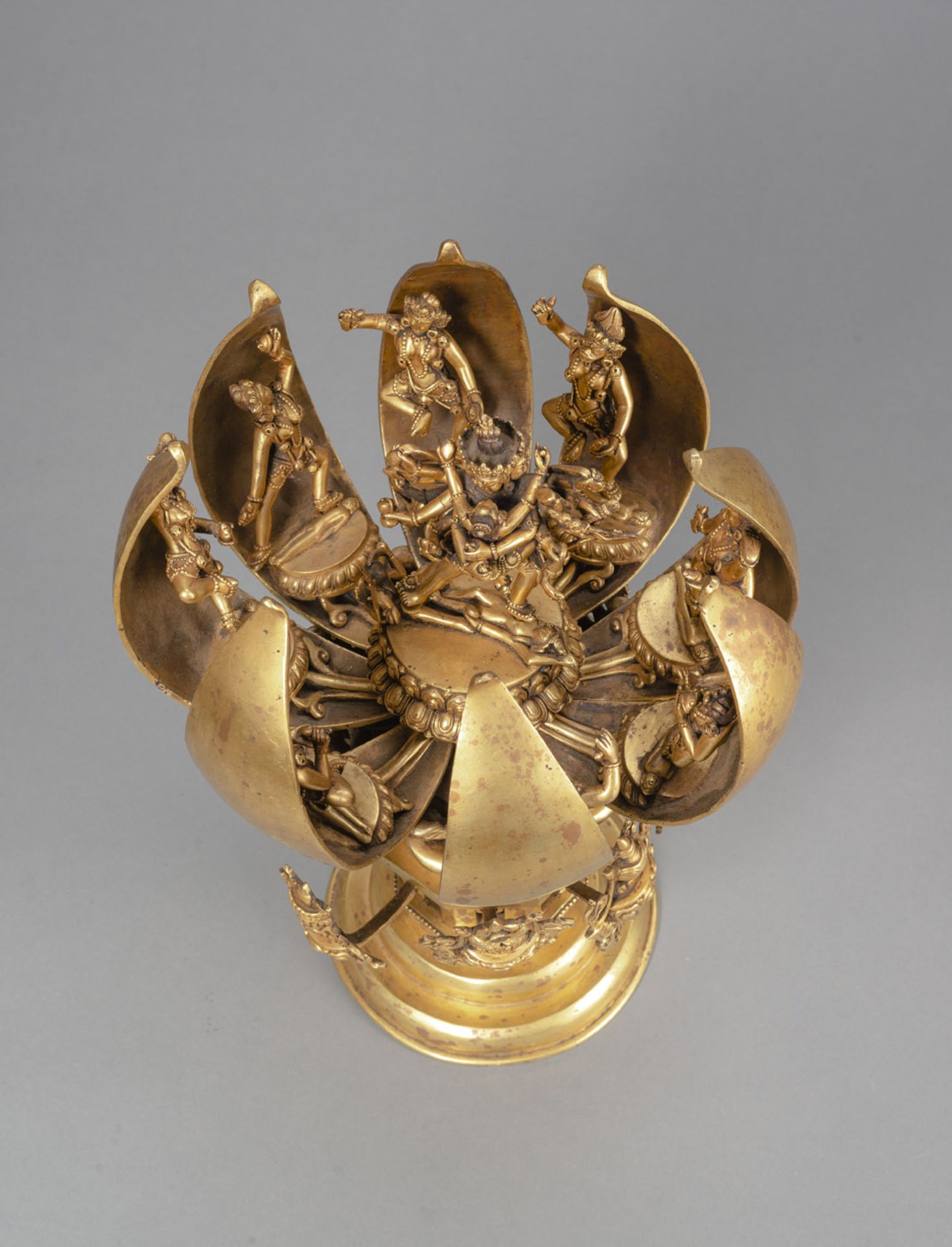 A GILT-BRONZE ARTICULATED BRONZE MANDALA WITH CHAKRASAMVARA AND VAJRAVARAHI - Image 4 of 5