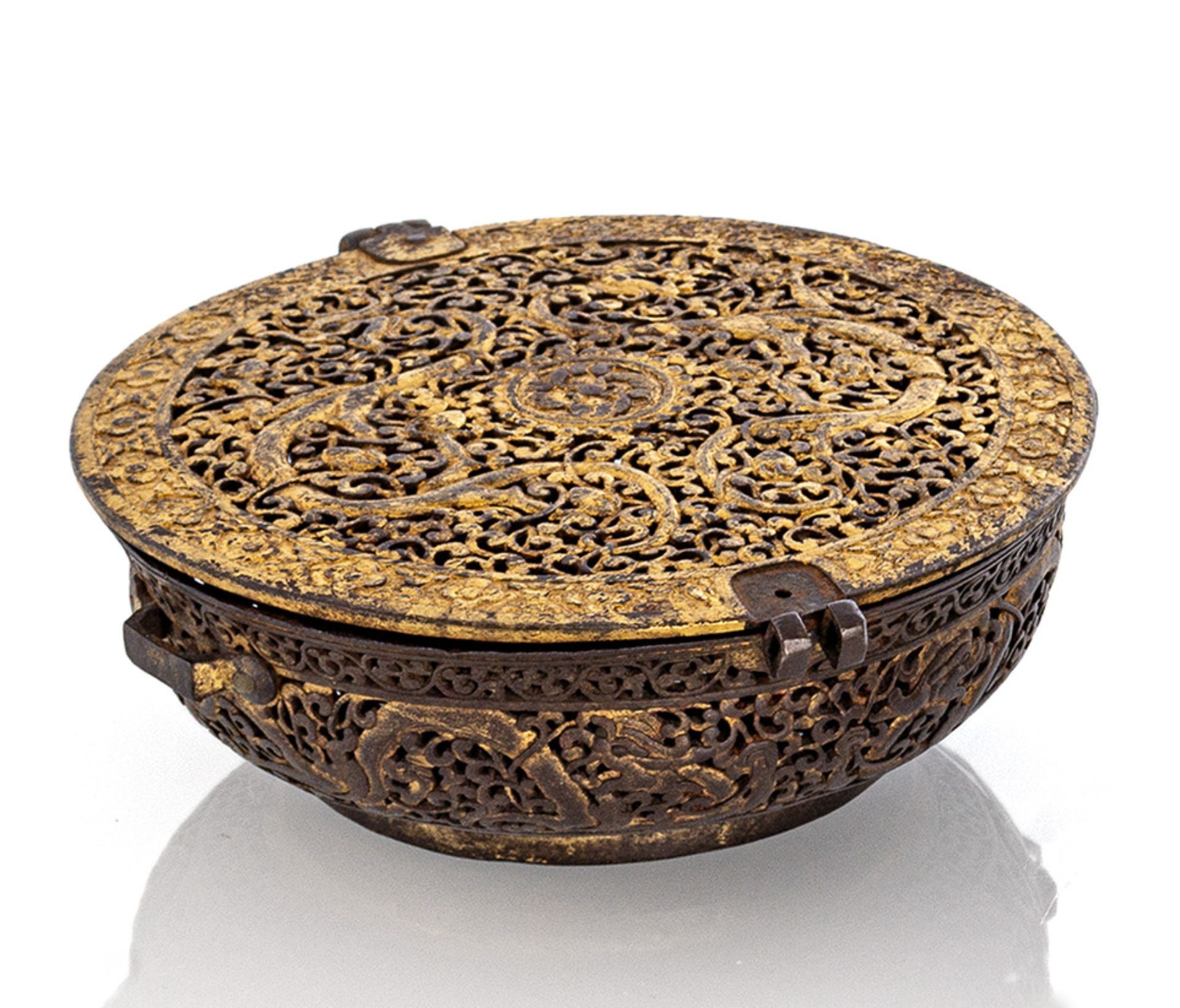 A FINE PART-GILT DERGE IRON CONTAINER FOR A PRECIUOS BOWL