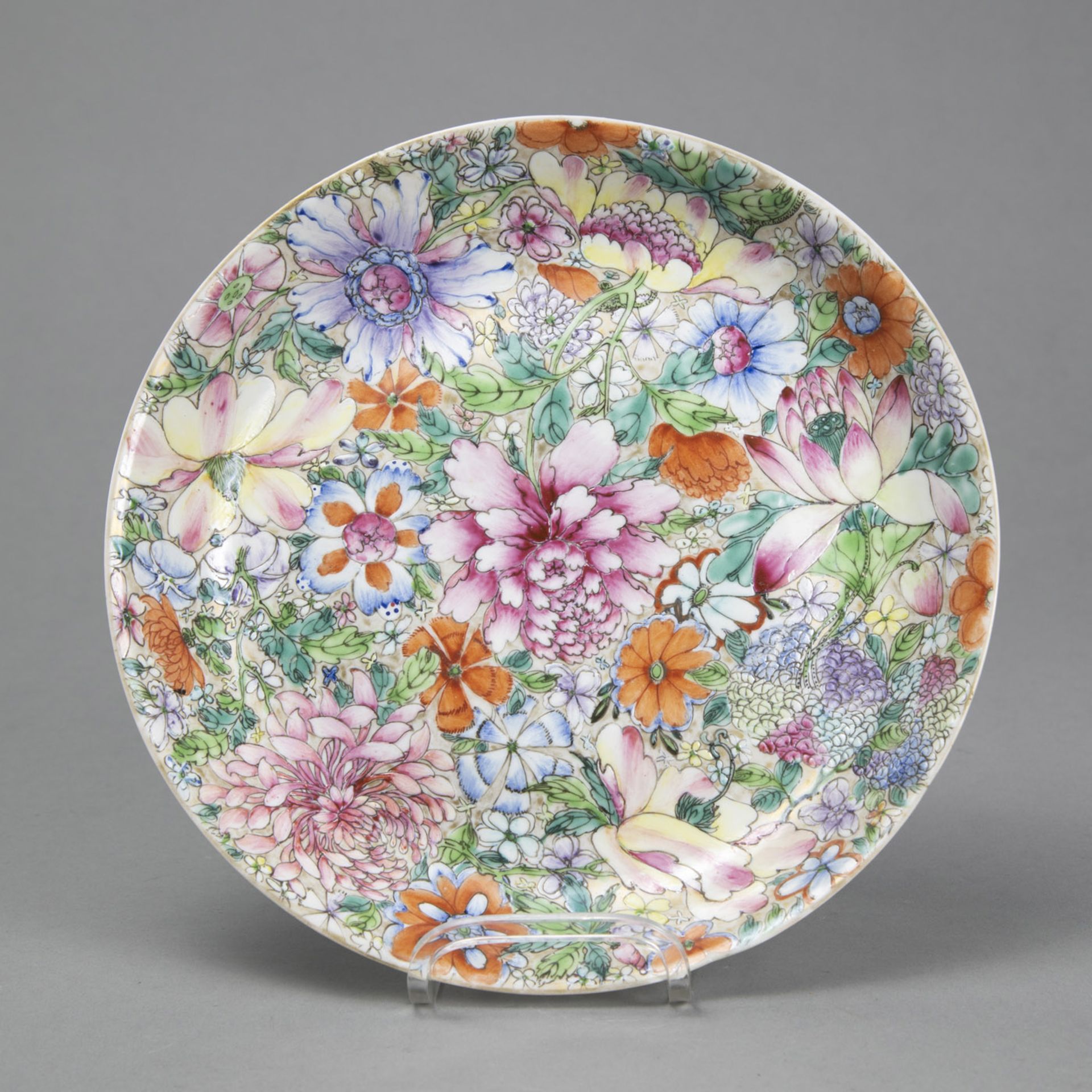 A FAMILLE ROSE MILLE FLEURS DISH