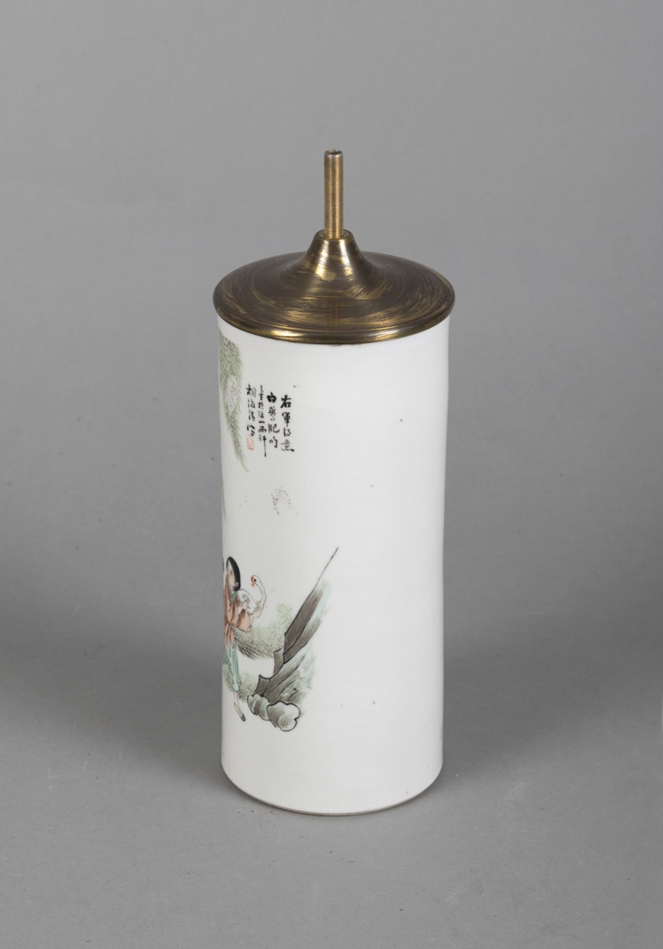 A CYLINDRICAL POLYCHROME PAINTED PORCELAIN HAT STAND DEPICTING 'WANG XIZHI AND HIS GOOSE' - Image 2 of 3