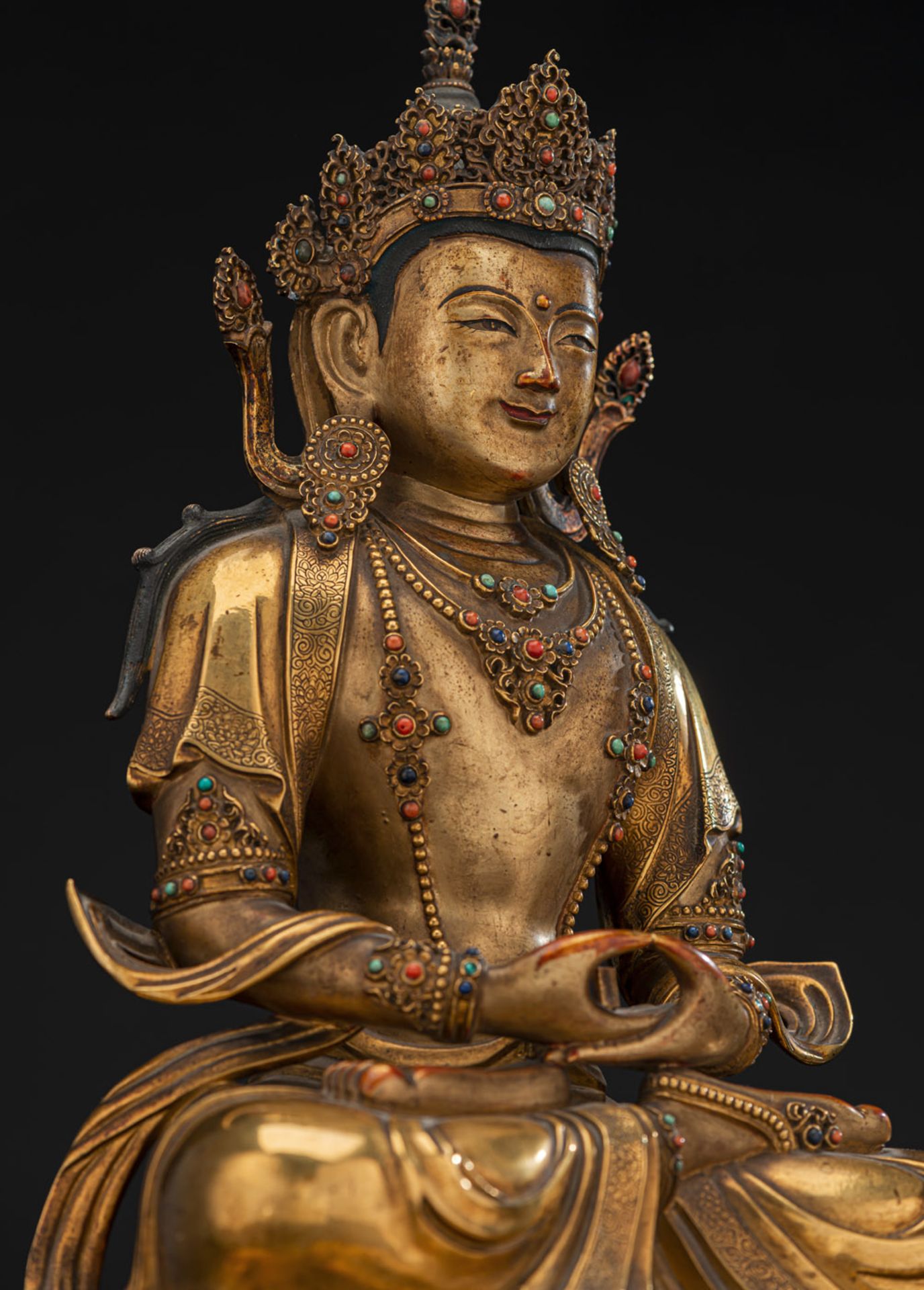 A VERY FINE GILT-BRONZE FIGURE OF AMITAYUS - Image 11 of 19