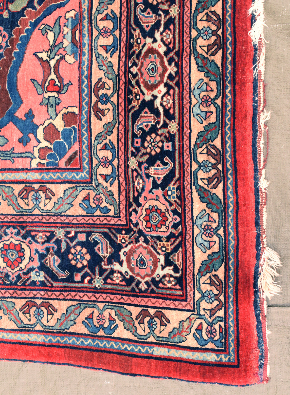 A BIDJAR MEDAILLON CARPET - Image 2 of 9