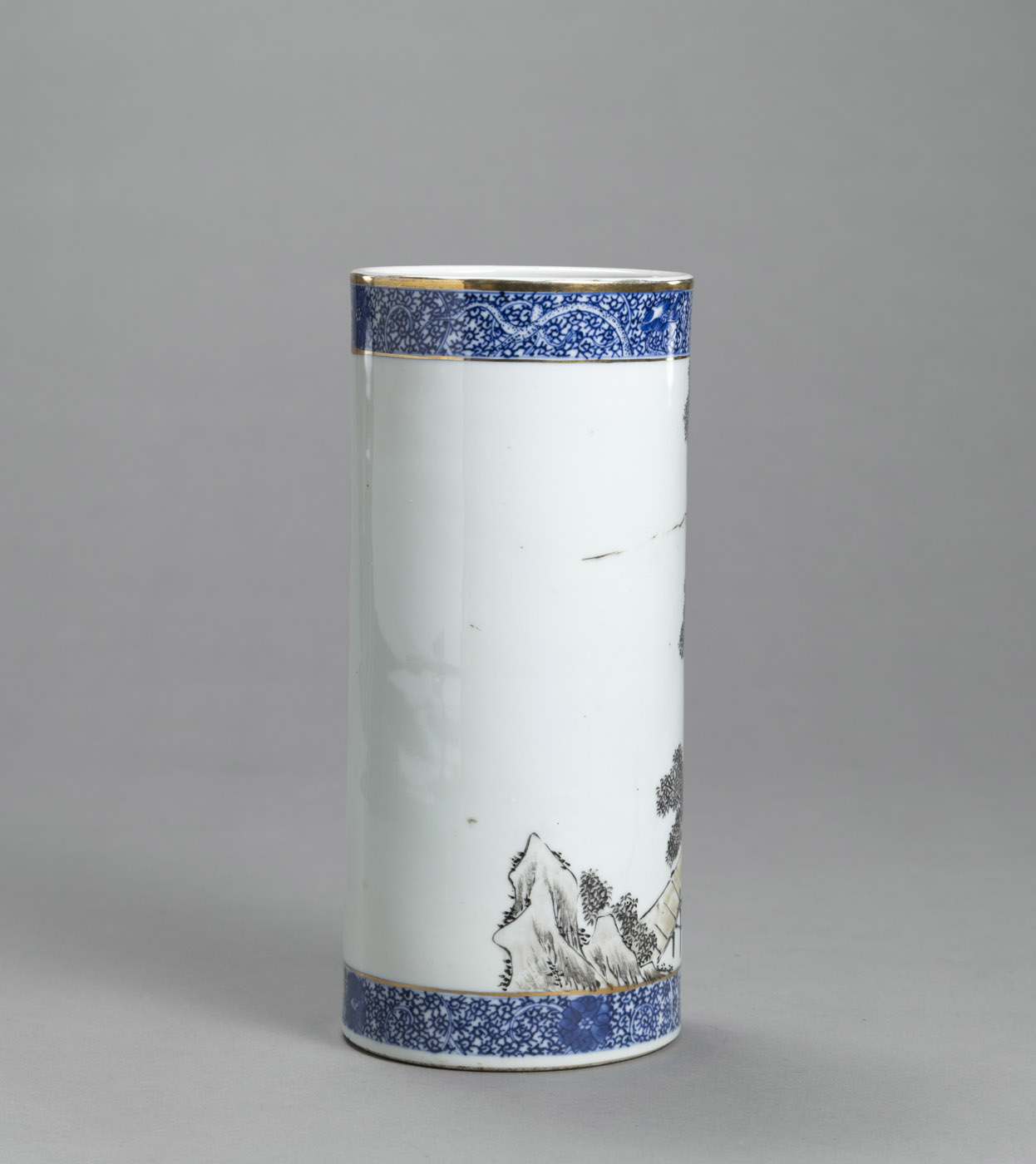 A CYLINDRICAL PORCELAIN HAT STAND WITH GRISAILLE PAINTED LANDSCAPE WITH TWO HORSES - Image 2 of 4