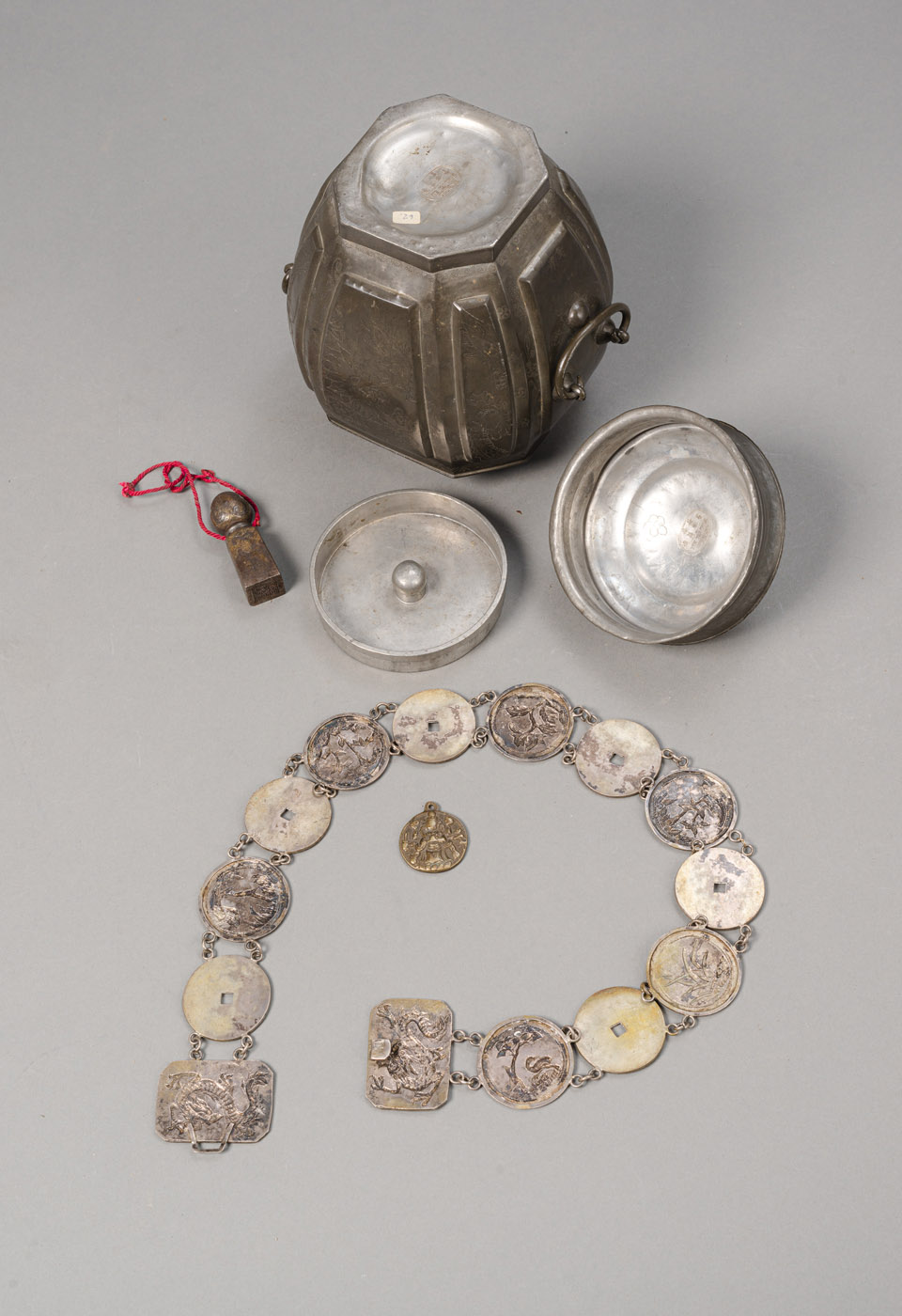 A PEWTER BOX AND COVER, A COIN SILVER PLATE BELT, A MEDALLION PENDANT AND A SEAL - Image 3 of 4