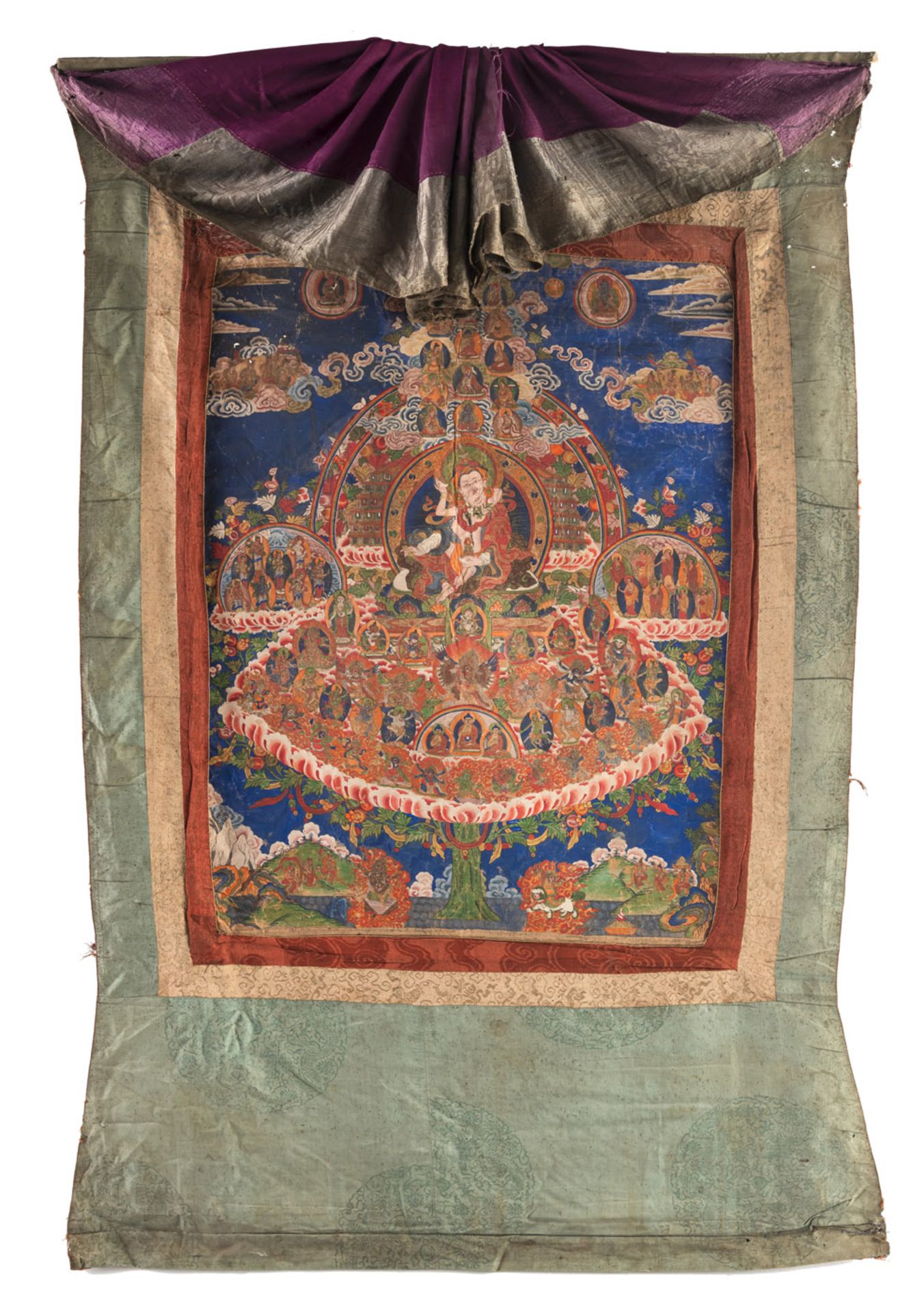 Thangka des Padamsambhava in Seidenmontierung und Thangka eines Lama