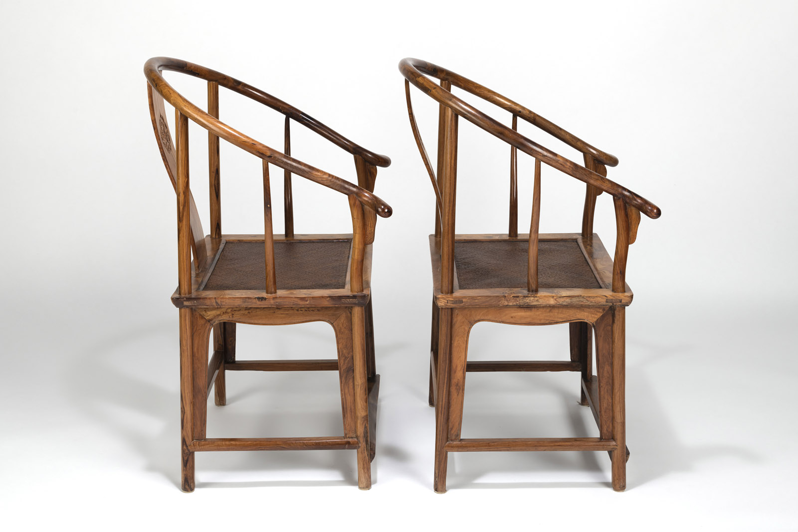 A PAIR OF HUANGHUALI WOOD 'CHILONG' DRAGON MEDALLION HORSESHOE-BACK ARMCHAIRS 'QUANYI' - Image 8 of 8