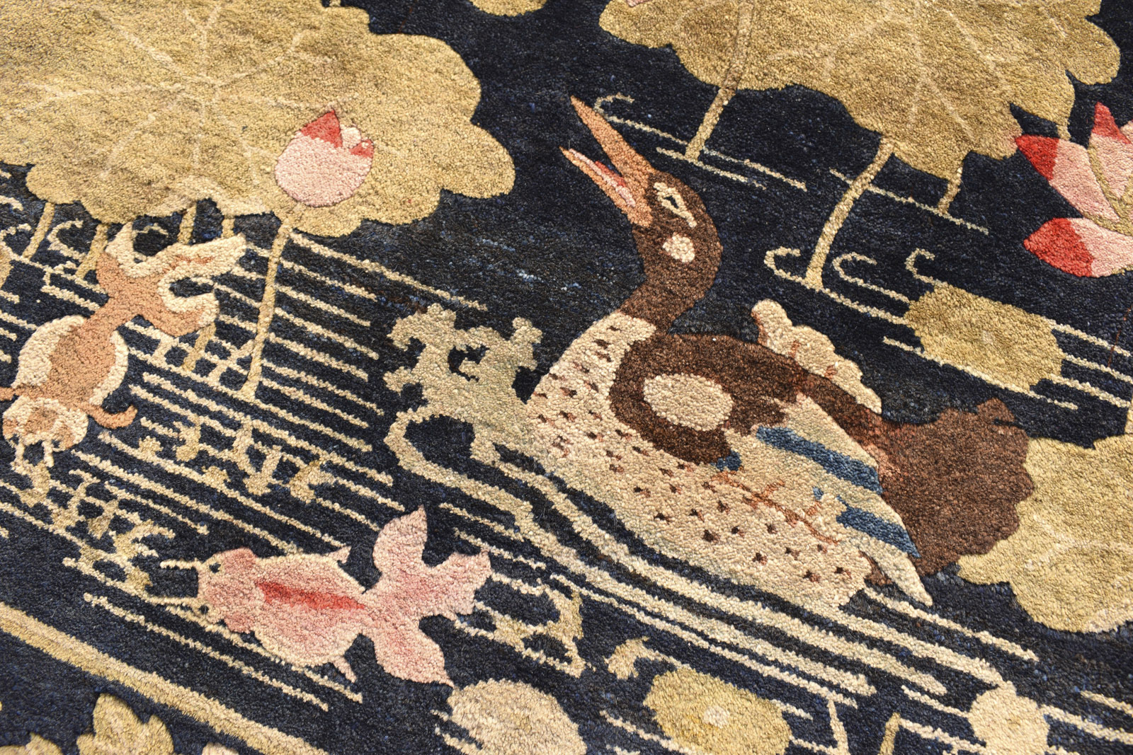 A PAOTOU PICTORIAL RUG - Image 2 of 5