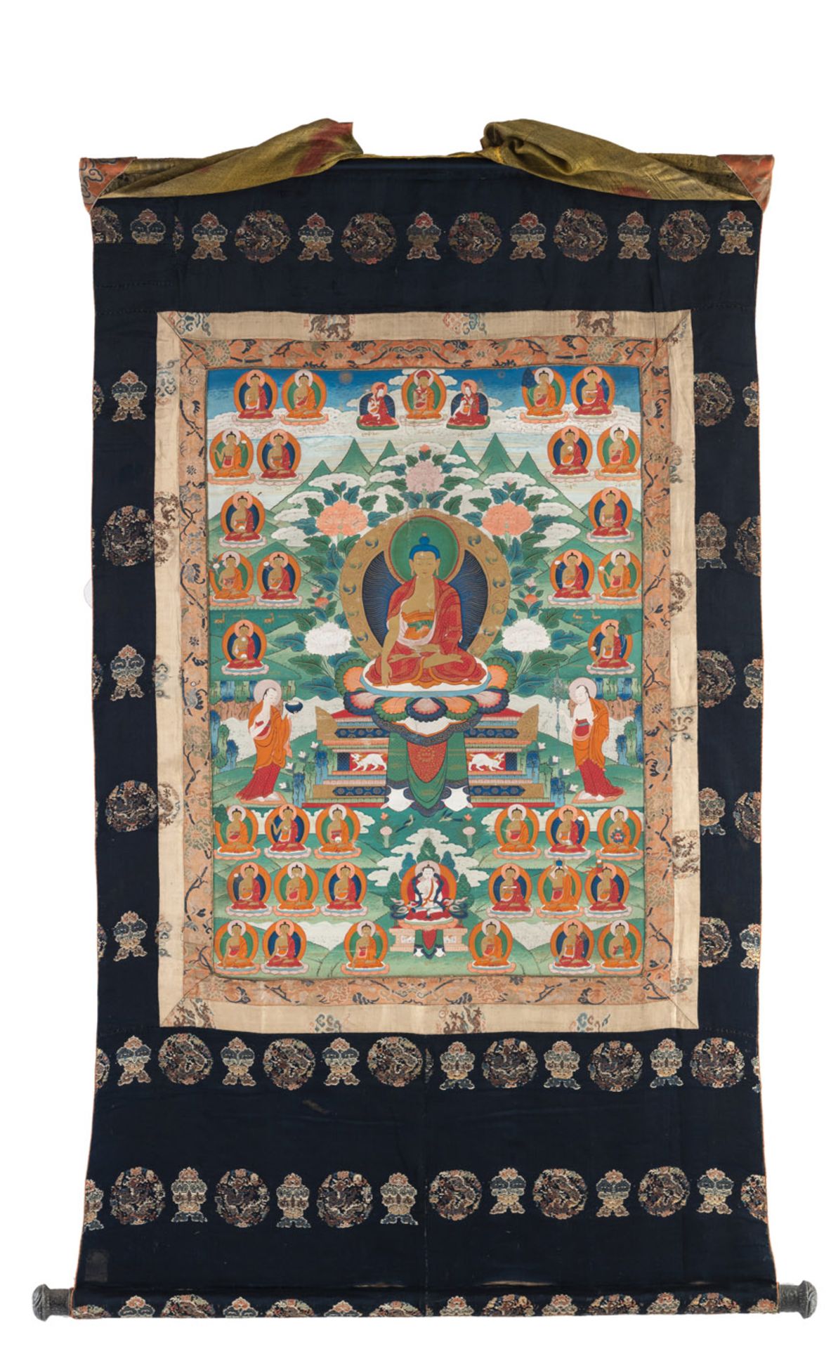 Feines Thangka des Buddha Shakyamuni in Seidenmotnierung - Bild 2 aus 6