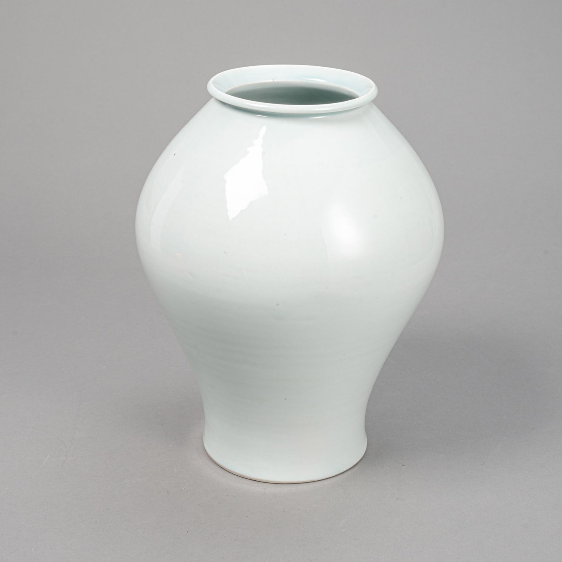 A PORCELAIN 'MOON JAR'