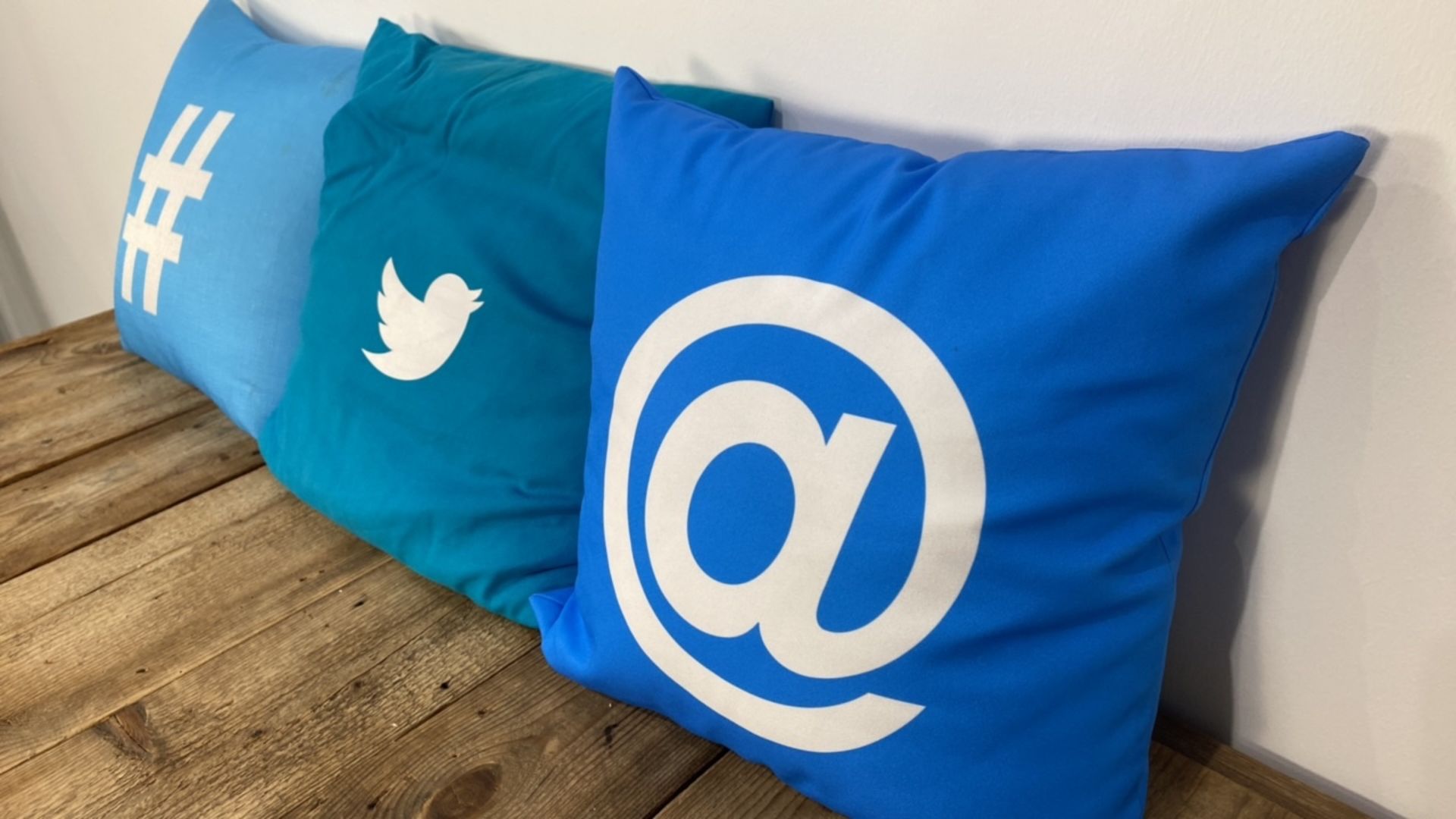 Twitter Cushions X3 - Image 3 of 3