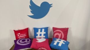 Twitter Cushions X6