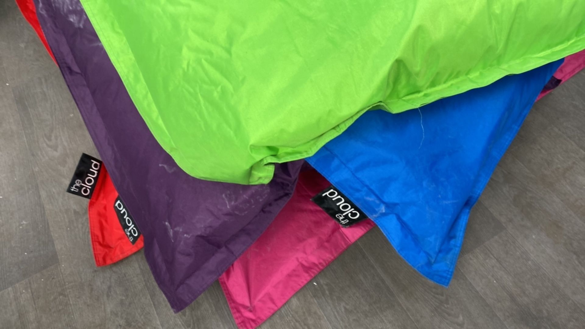 The Cloud Beanbag X5 - Image 5 of 6