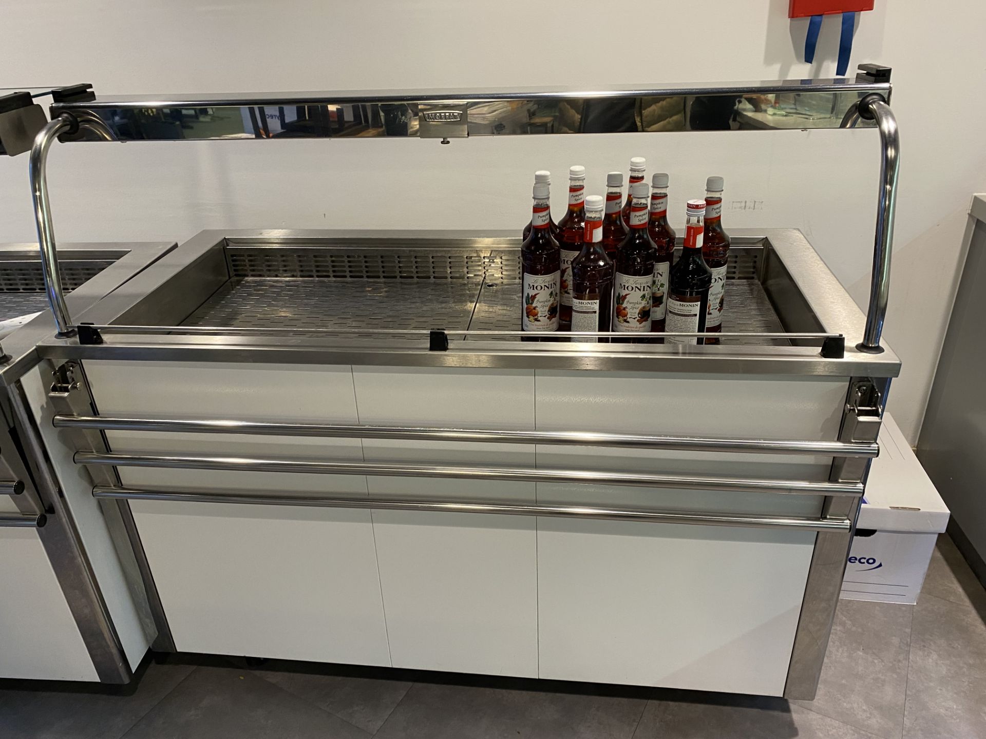 Moffat Large Cold Servery with Hot Plates - Image 3 of 4