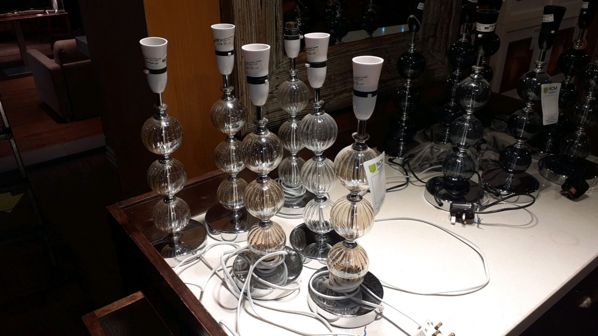 Table lamps - Image 2 of 2