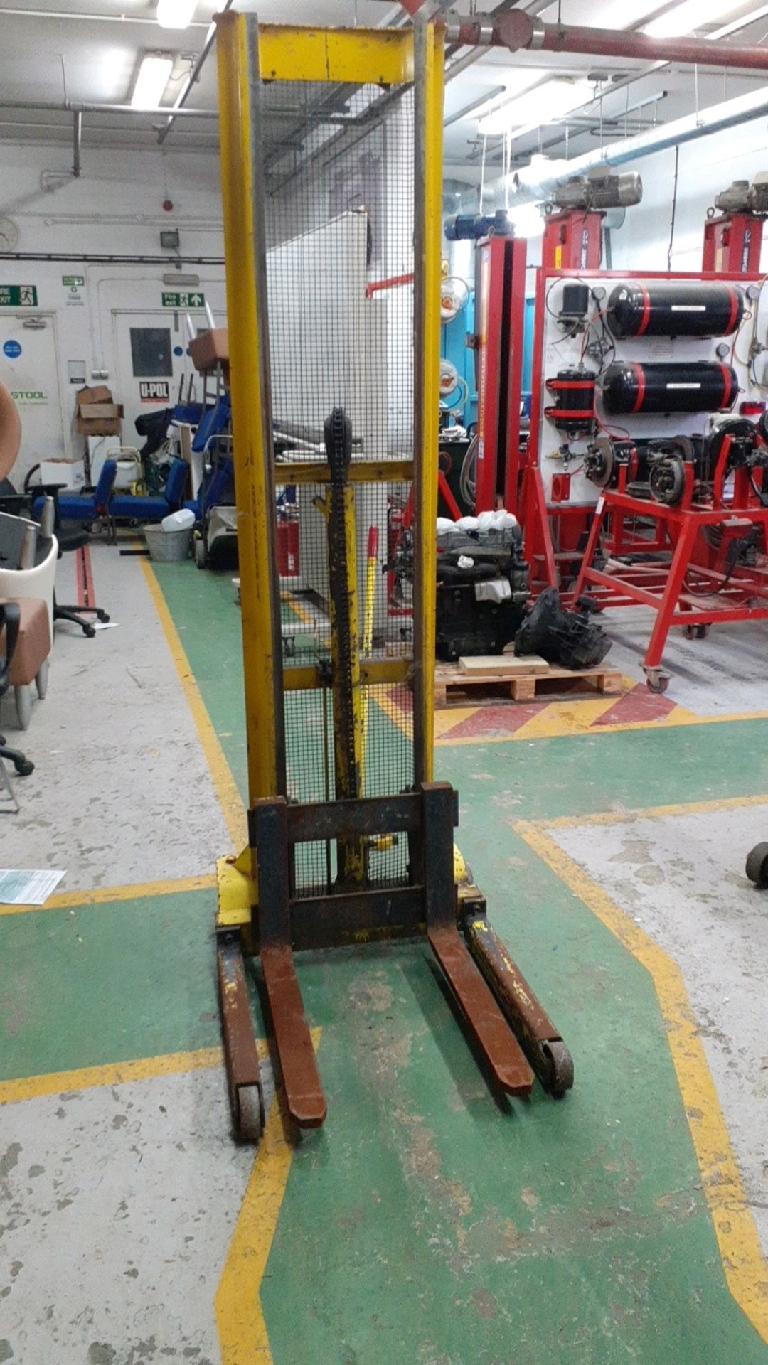 Pallet Stacker