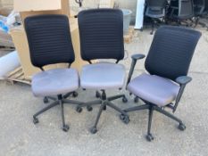 Office chairs x3