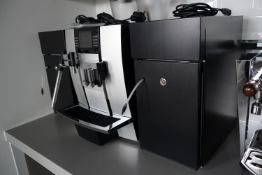 Juia GIGA x9c Professional coffee machine