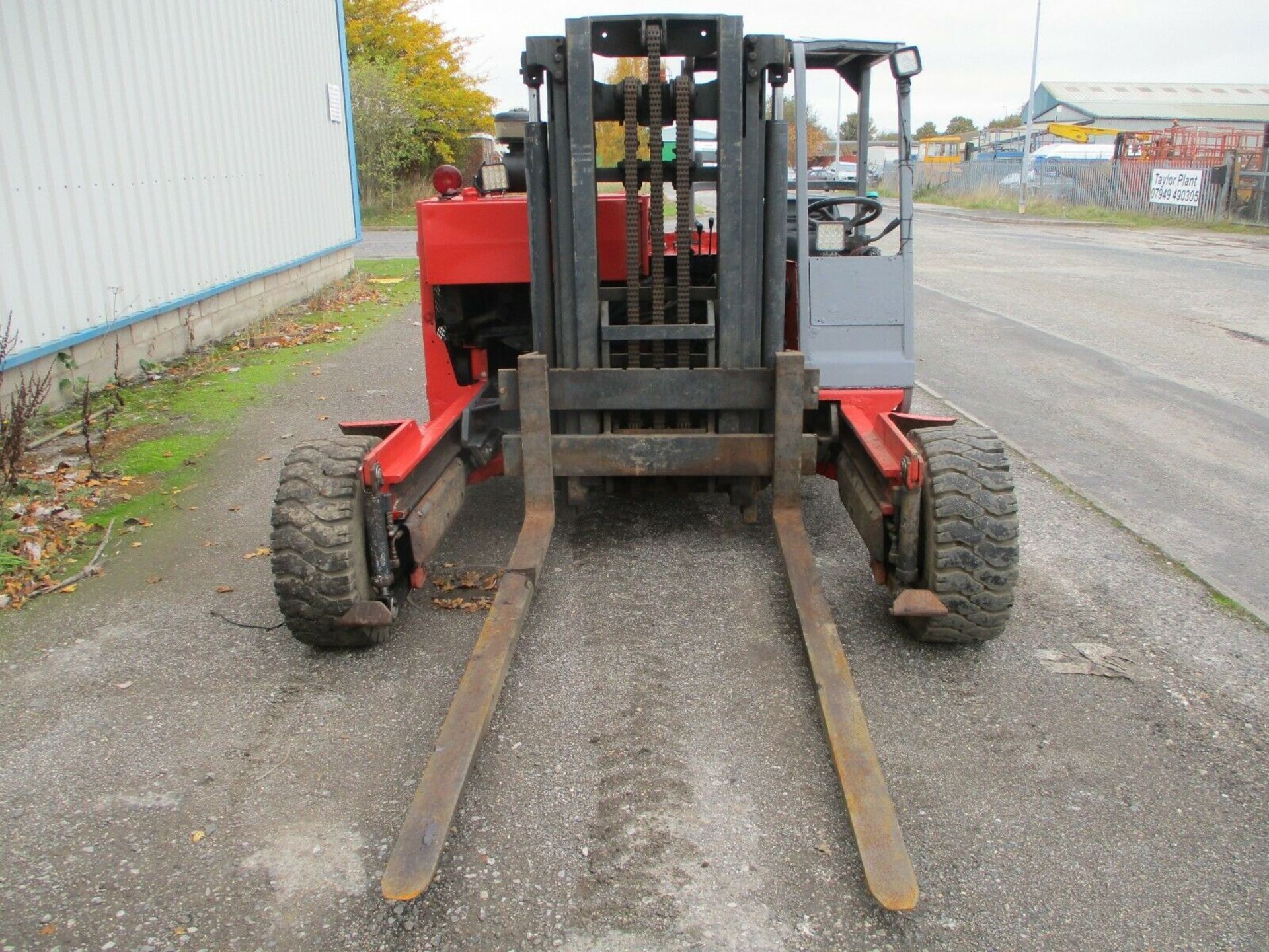 Moffett mounty truck mounted forklift fork lift poultry spec delivery arranged - Image 7 of 10