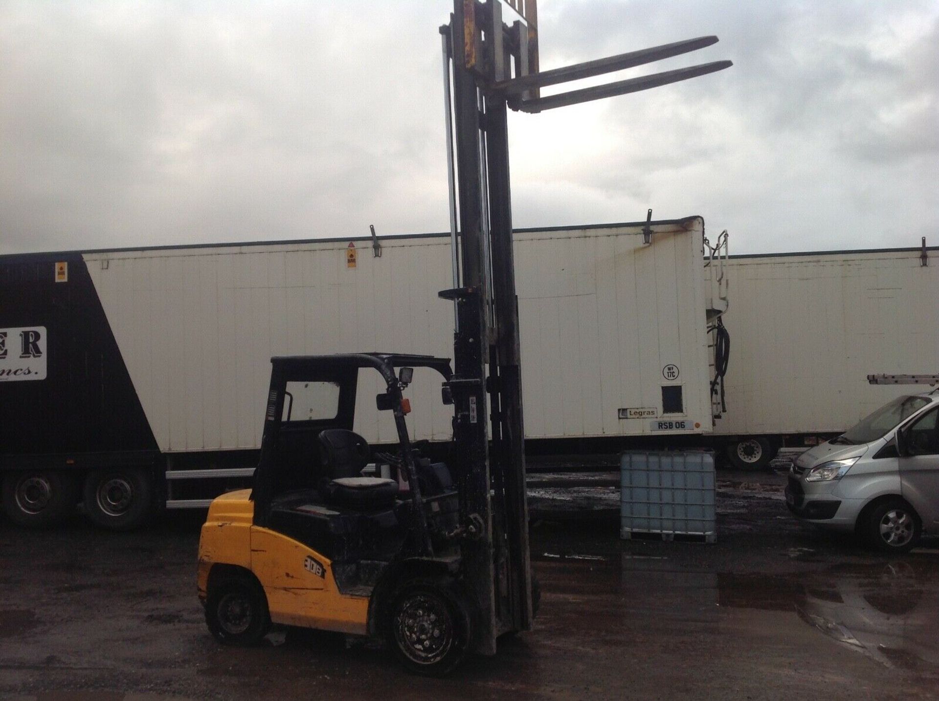 TMC / TCM 3.0 Ton diesel forklift - Image 6 of 7