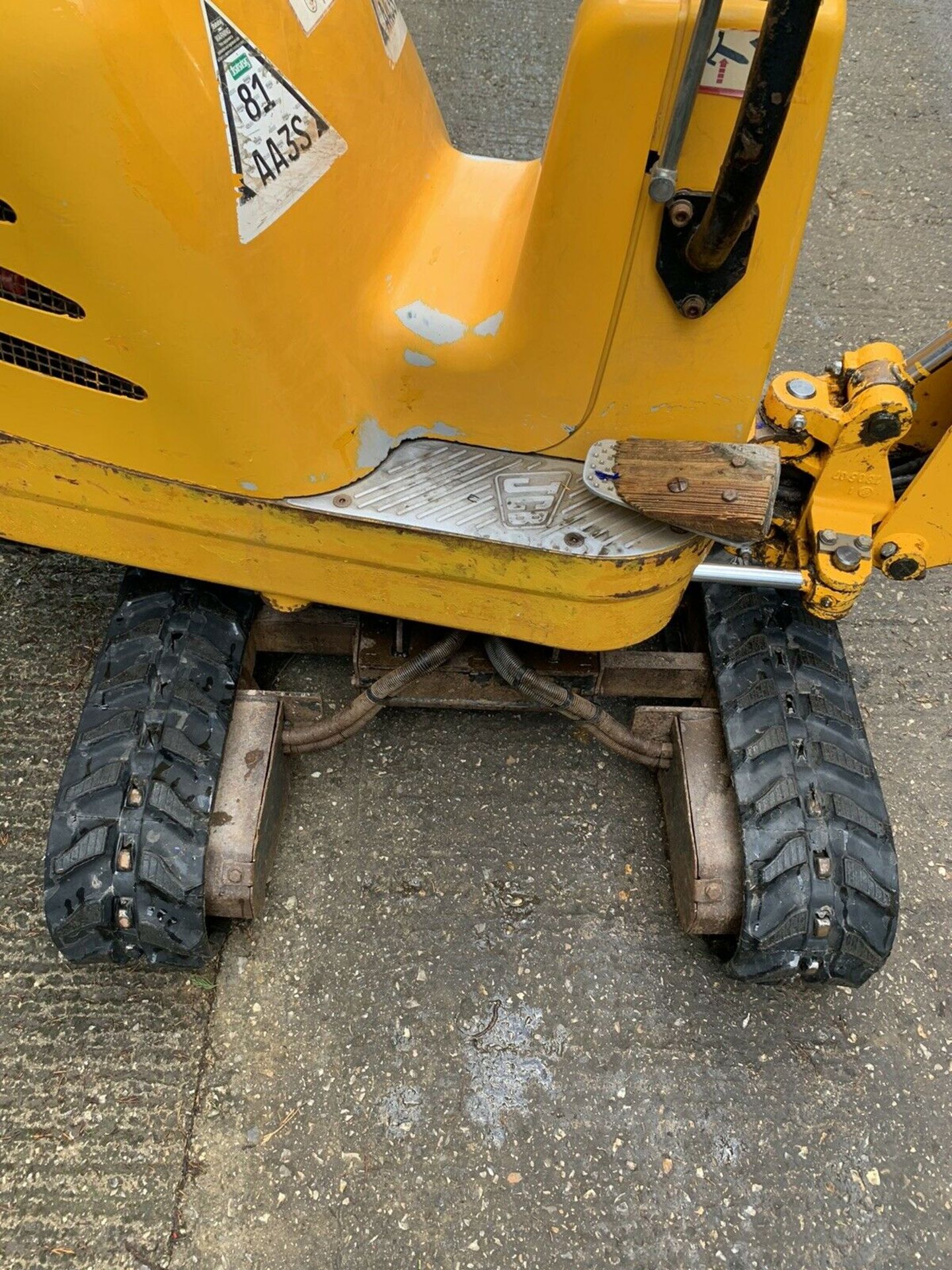 JCB 8008 MICRO DIGGER Mini Digger - Image 5 of 6