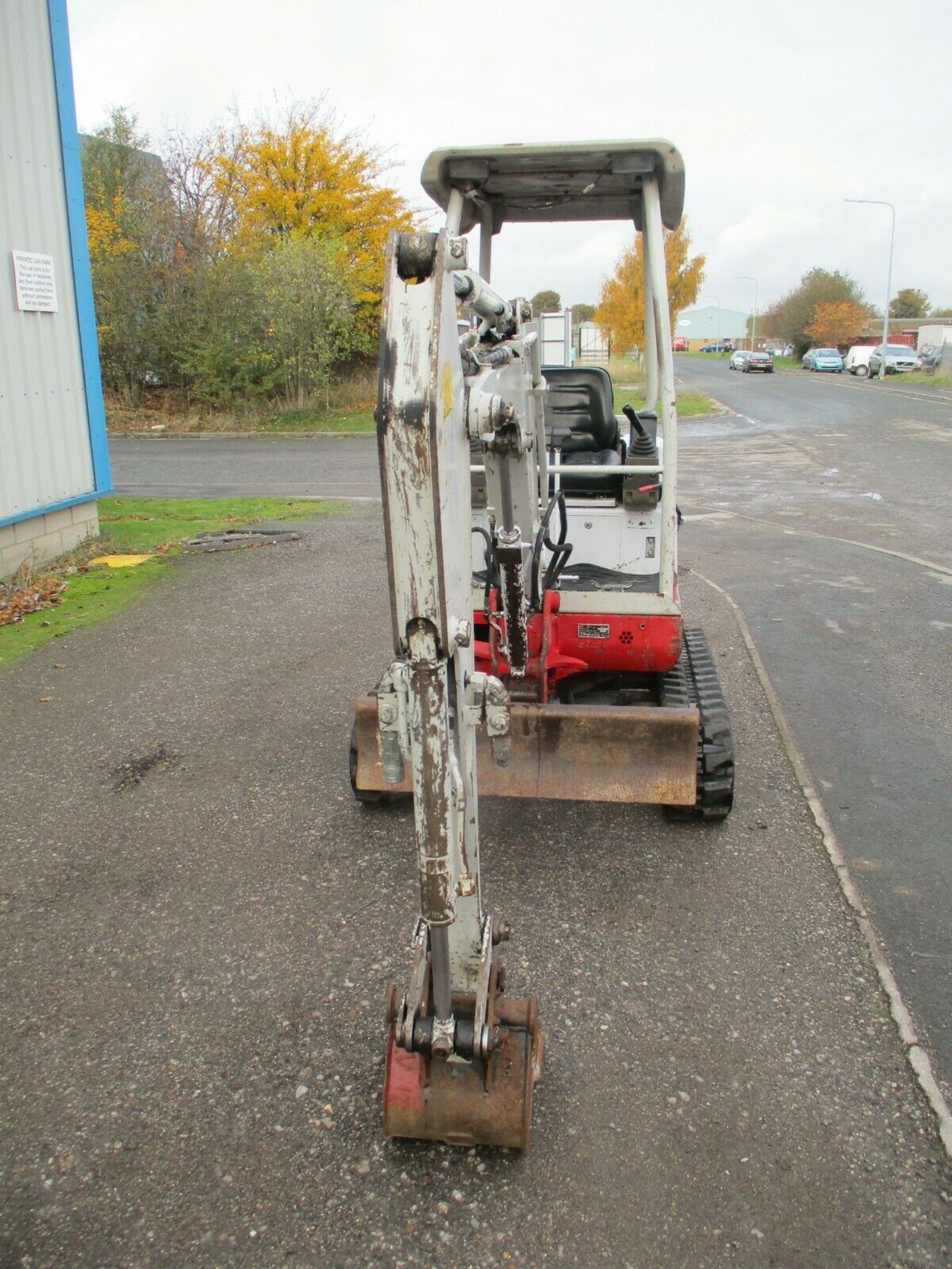 2009 Takeuchi TB016 mini digger excavator expanding tracks delivery arranged - Image 2 of 12