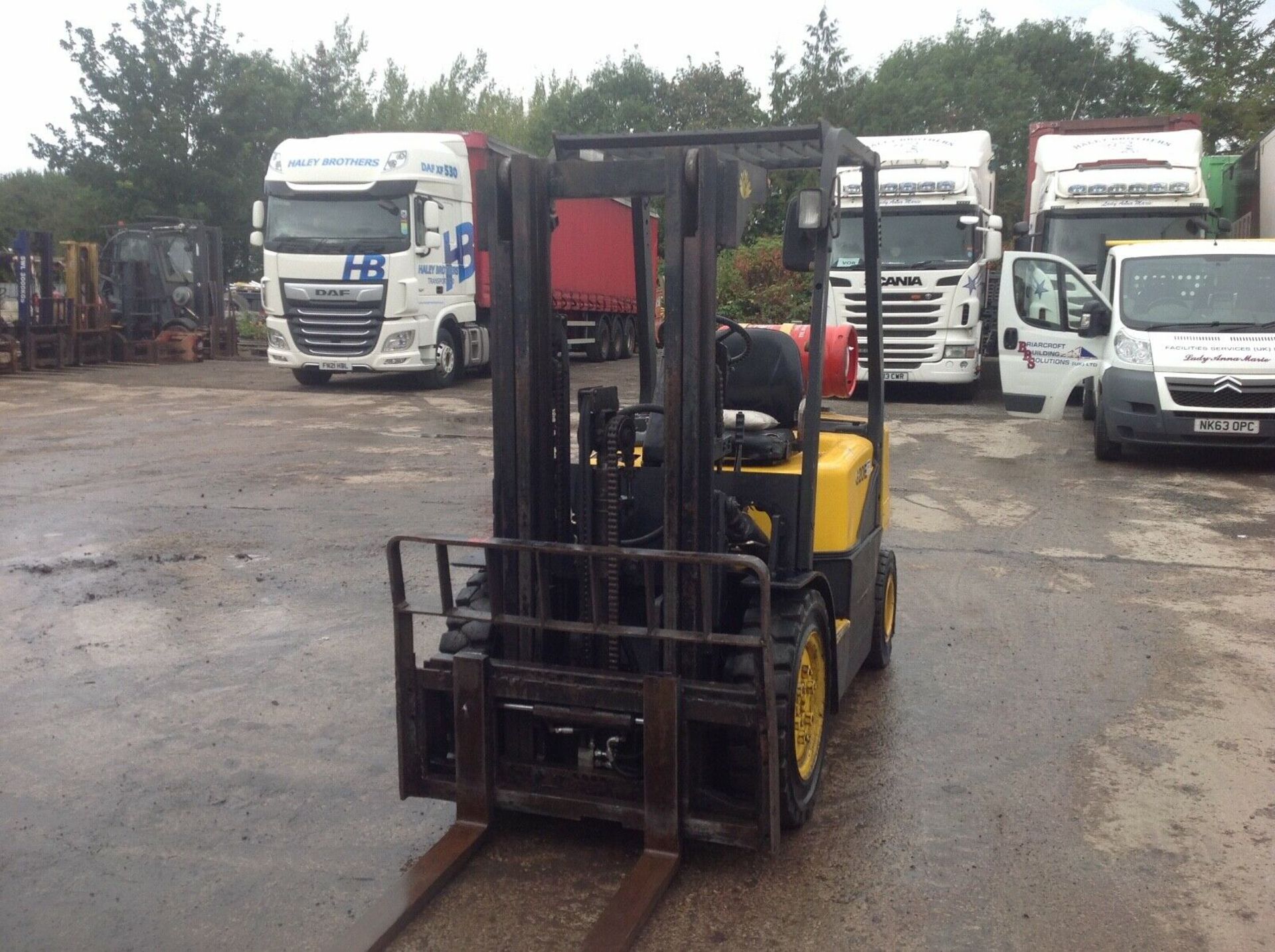 Daewoo 2.0 ton gas forklift