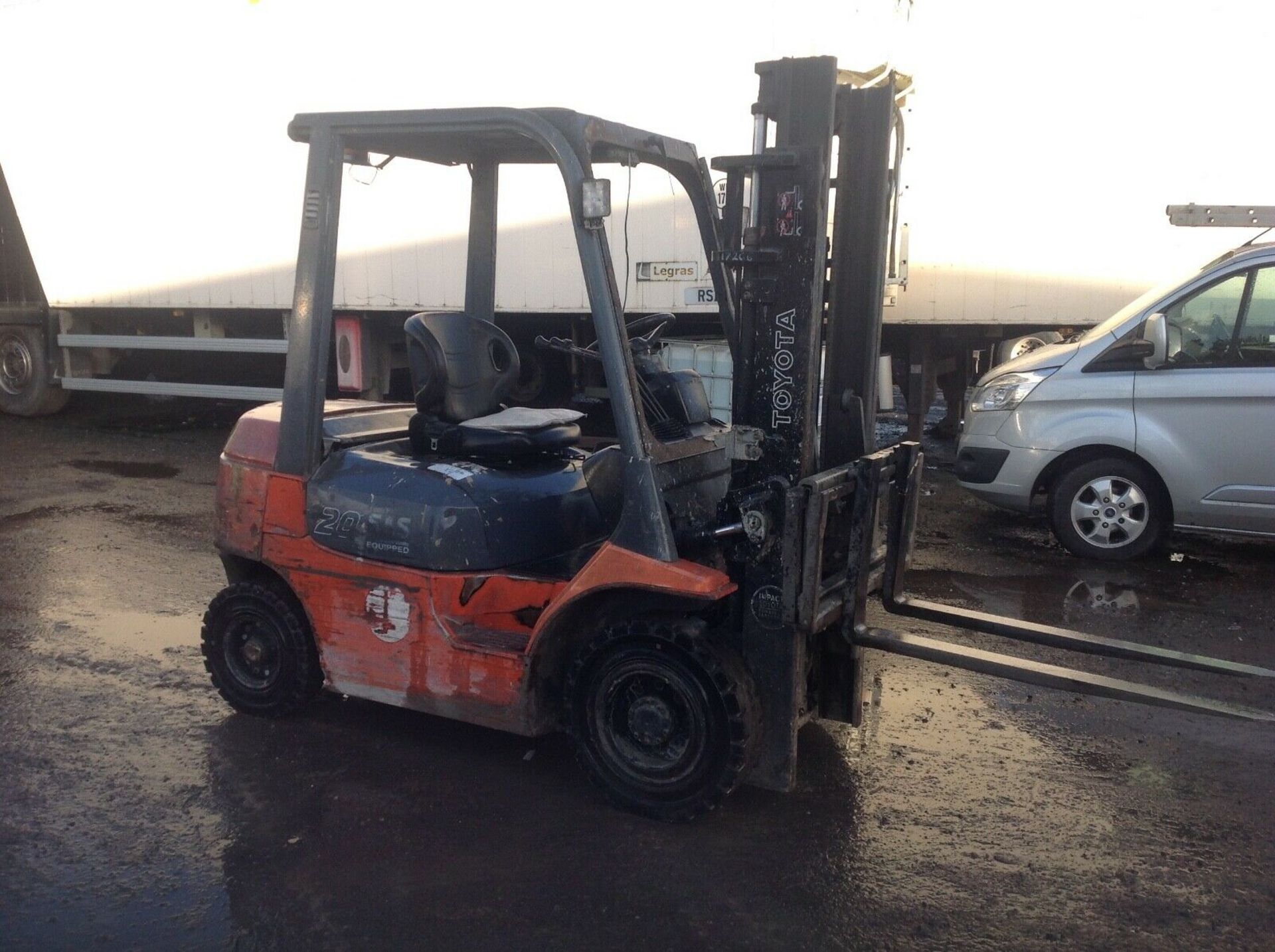 Toyota 2.0 ton diesel forklift