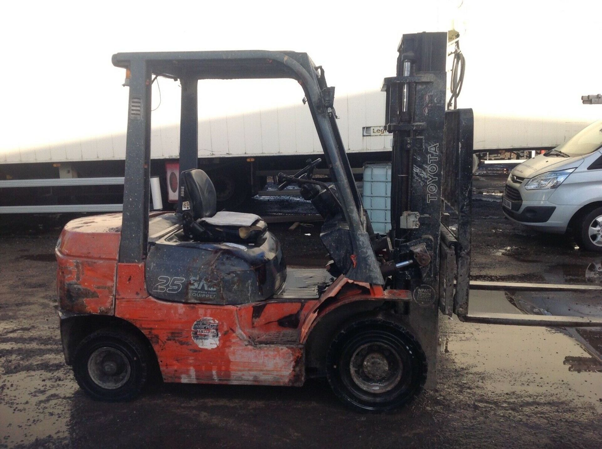 Toyota 2.5 ton diesel forklift