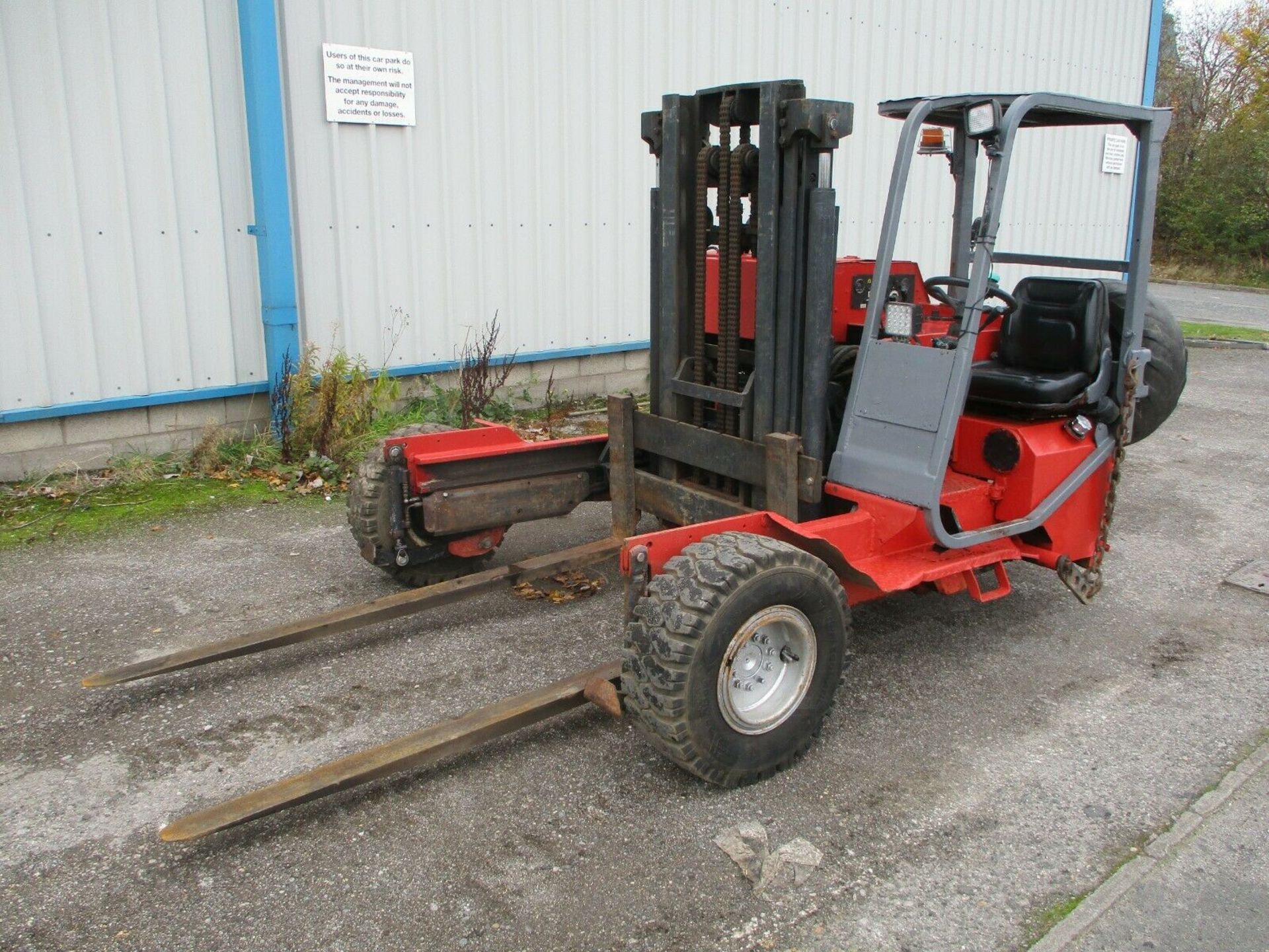 Moffett mounty truck mounted forklift fork lift poultry spec delivery arranged - Image 8 of 10
