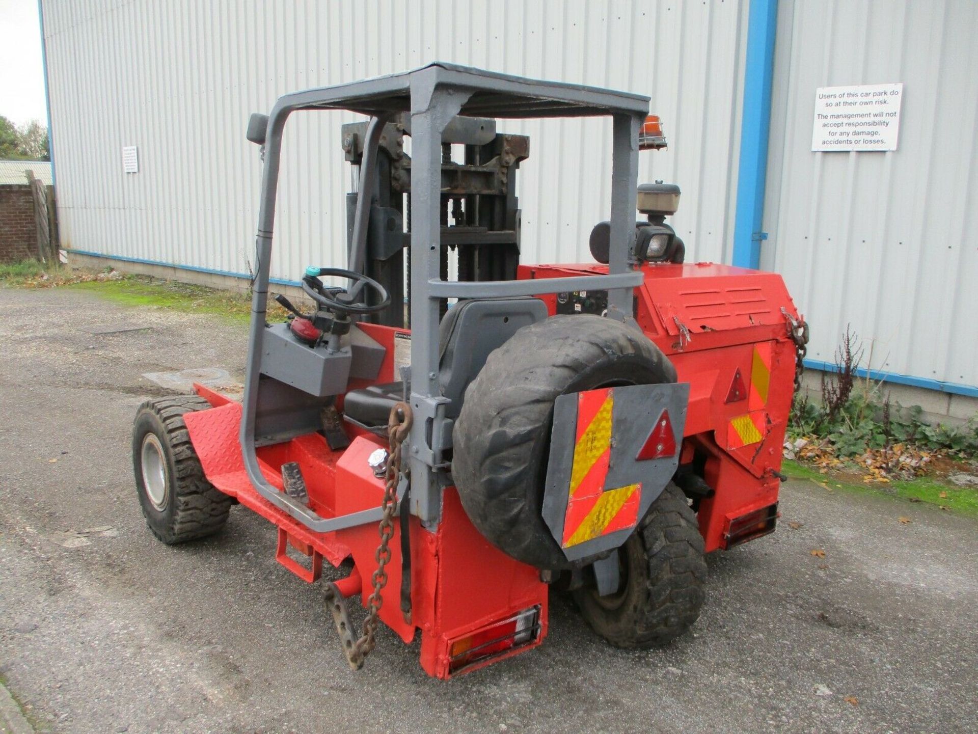 Moffett mounty truck mounted forklift fork lift poultry spec delivery arranged - Image 2 of 10