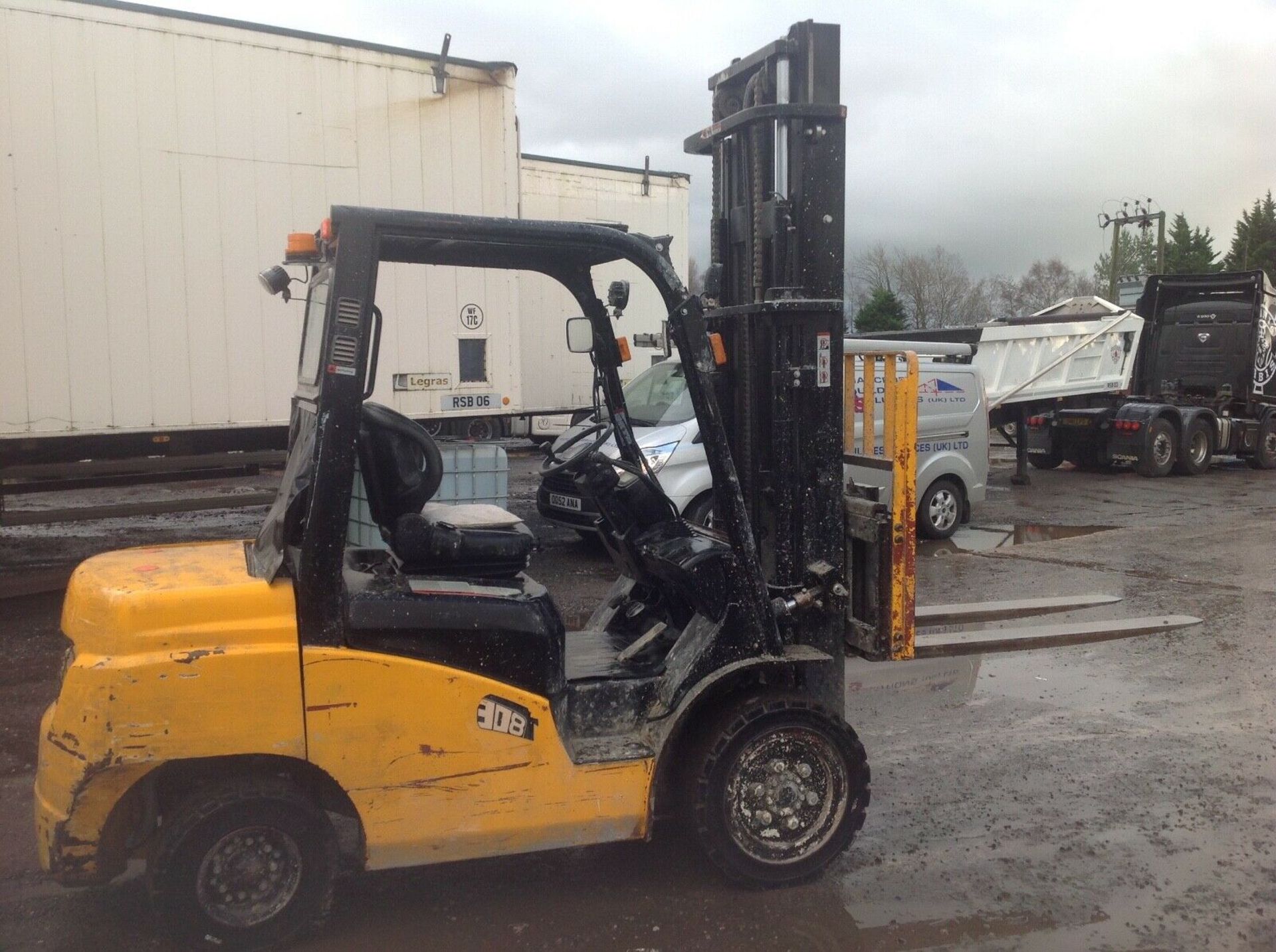 TMC / TCM 3.0 Ton diesel forklift - Image 3 of 7