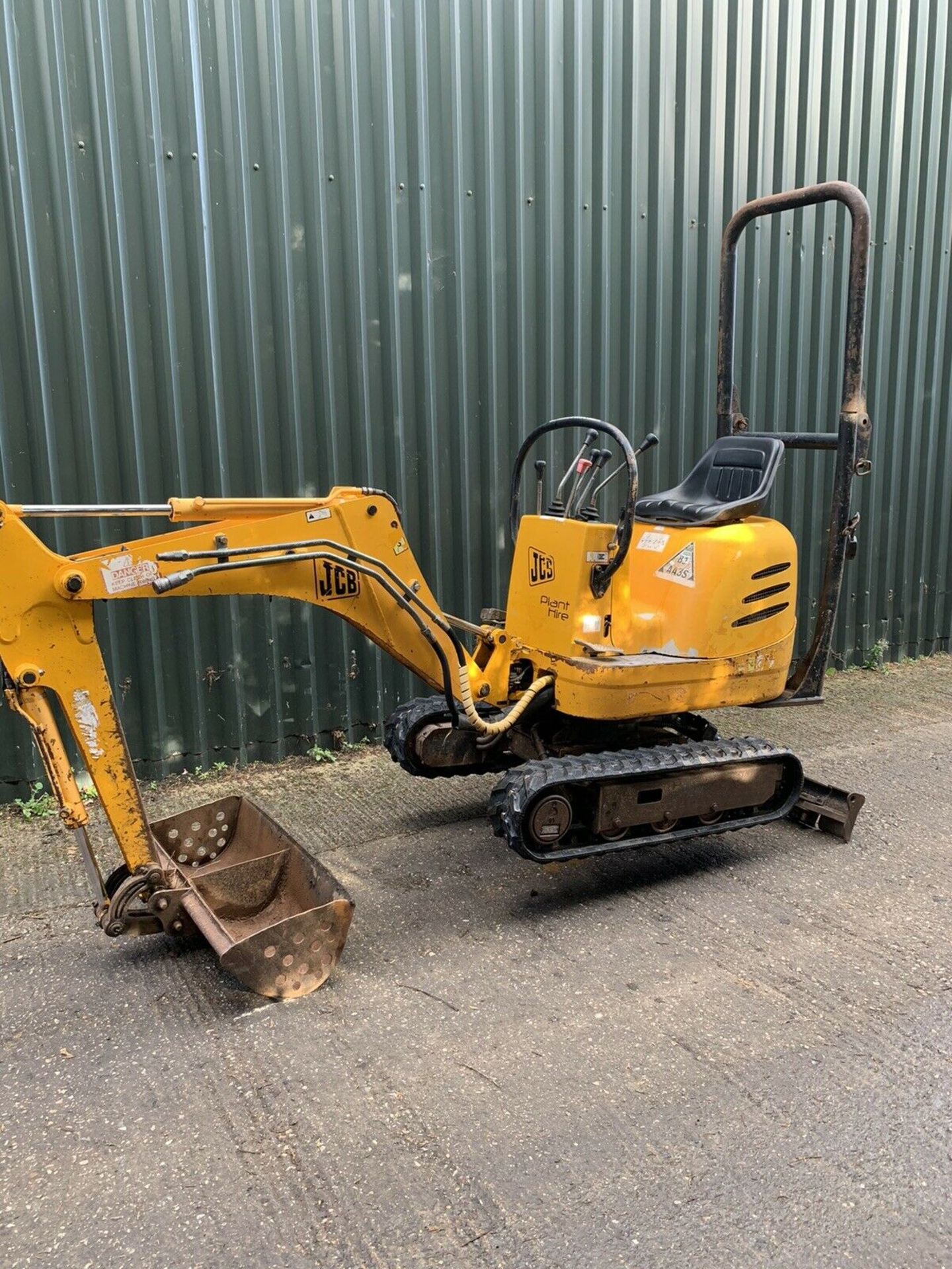 JCB 8008 Micro Digger Mini Digger