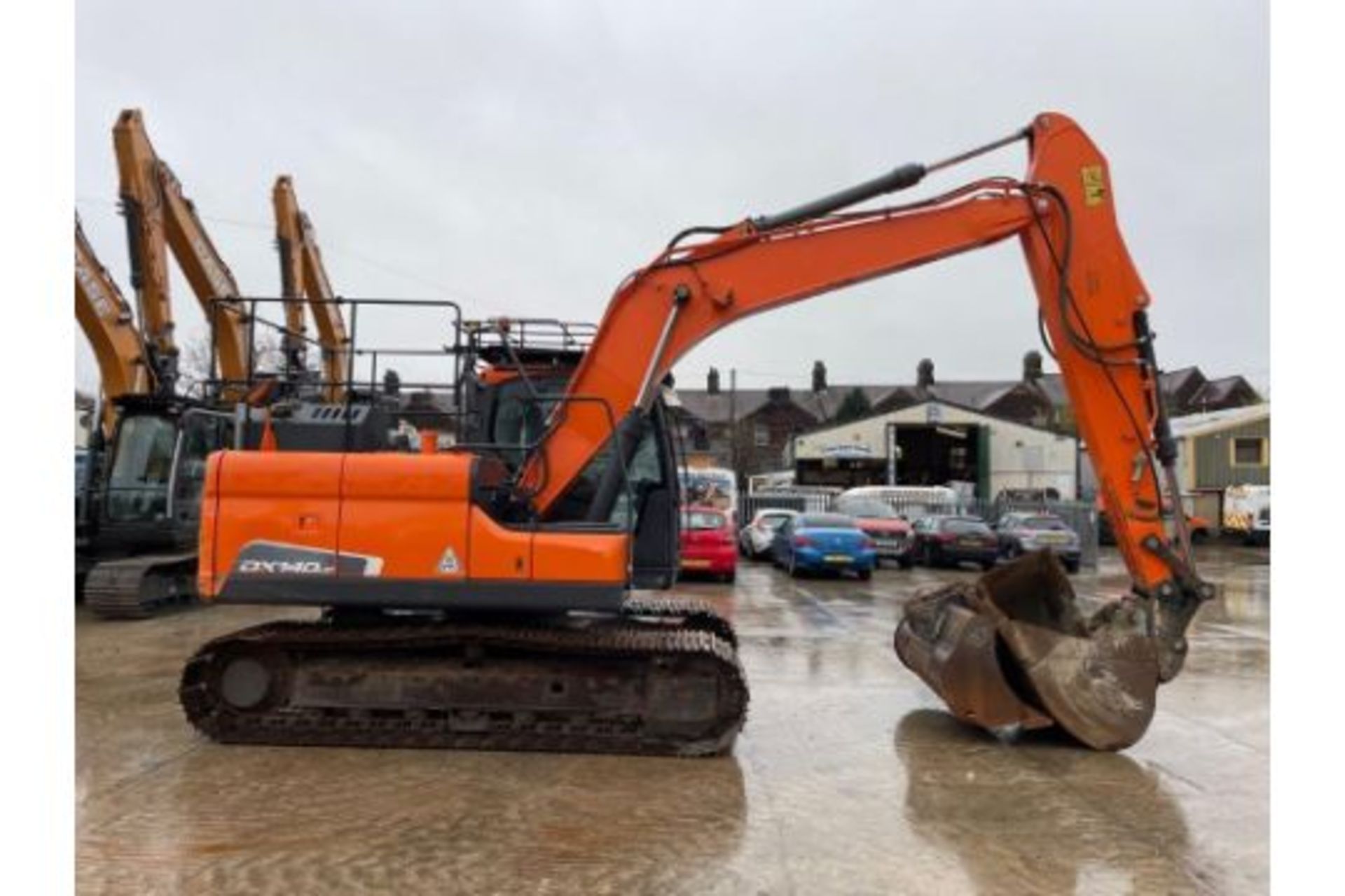 Doosan DX140LC-5 - Image 2 of 13