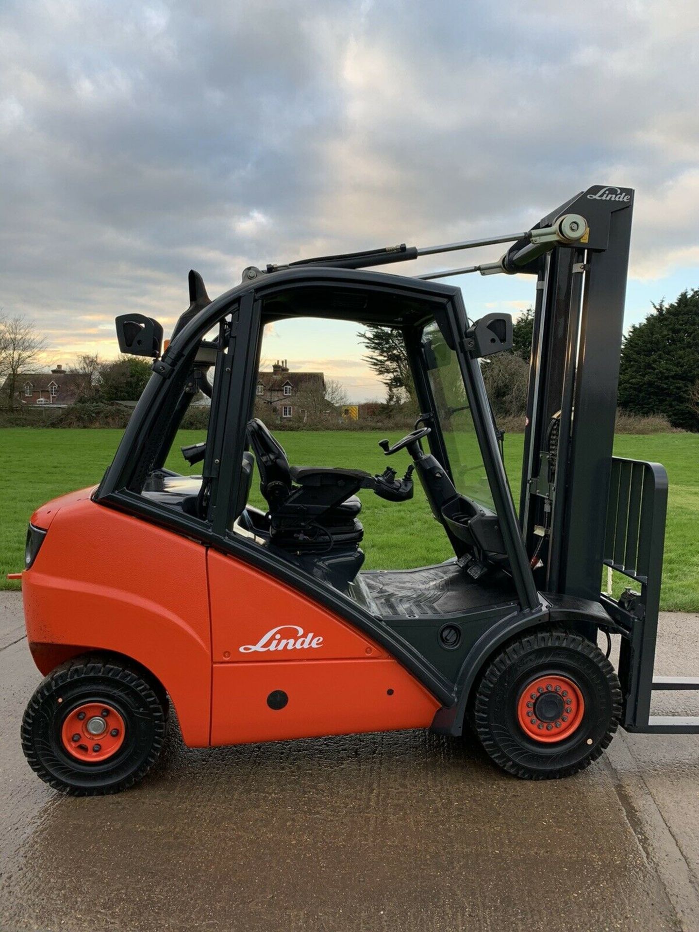 Linde H30 Diesel Forklift - Image 4 of 5