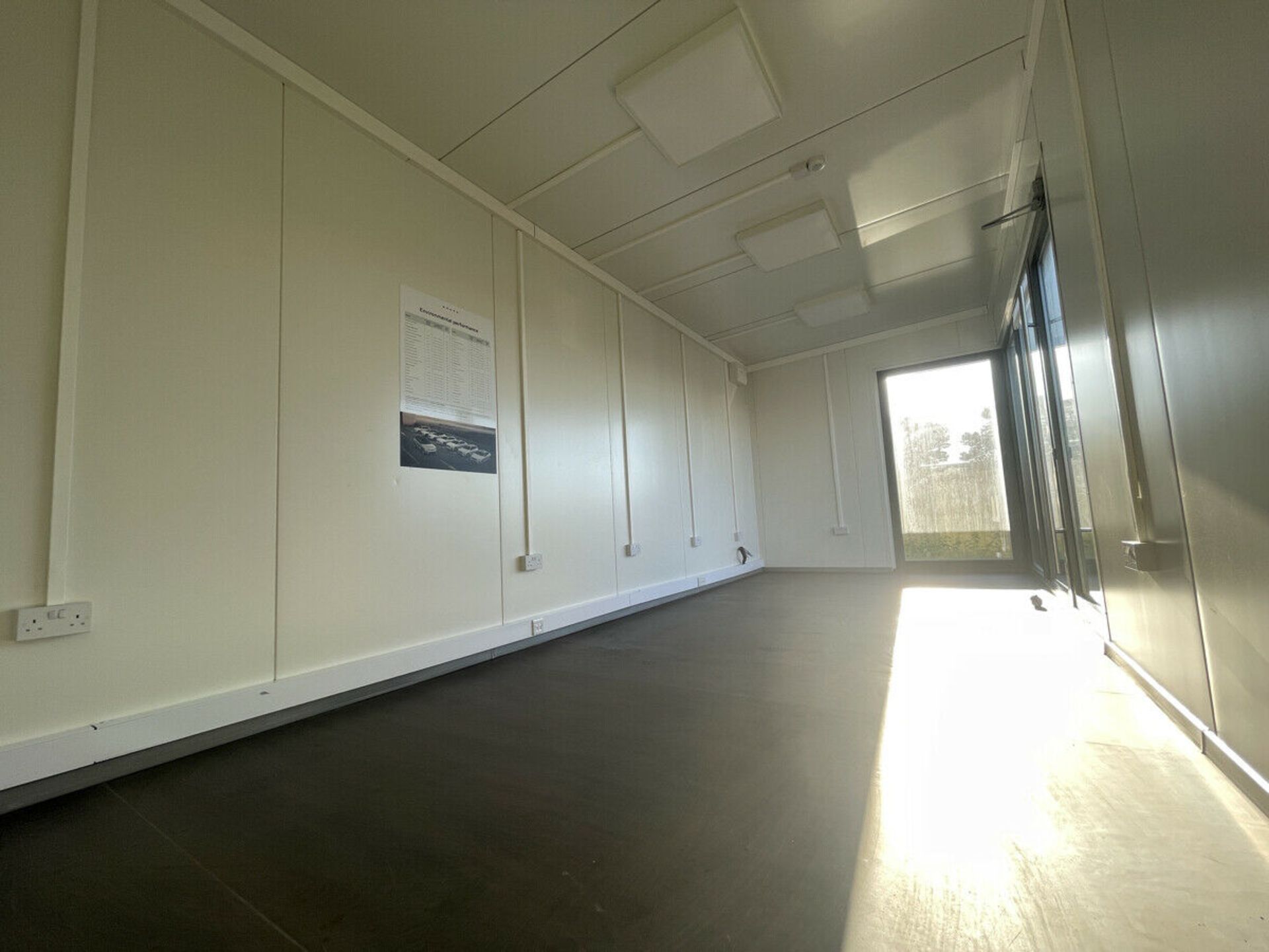 24ft x 10ft Marketing Suite Showroom Sales Office - Image 2 of 8